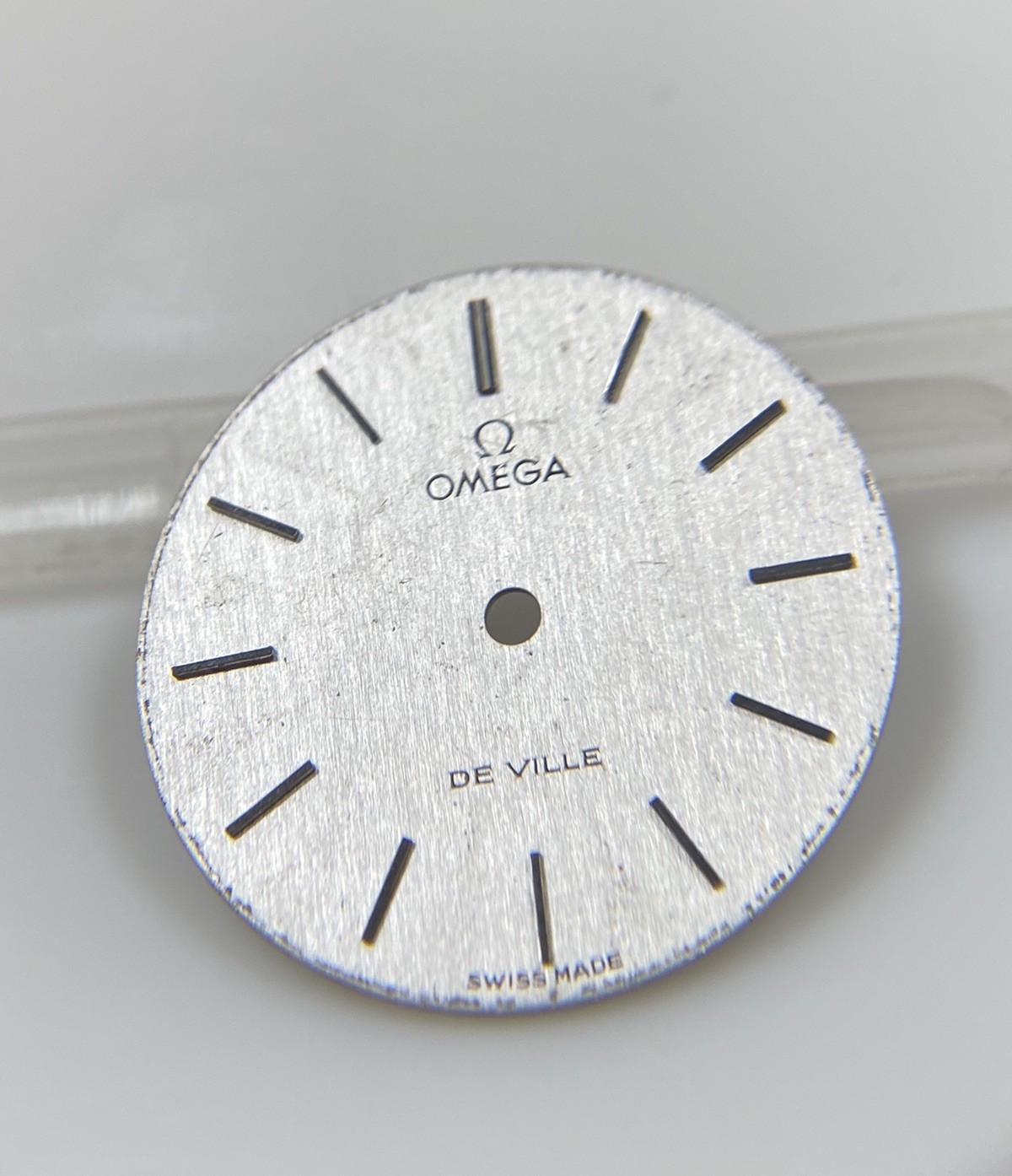 Original Vintage Omega De Ville Caliber 625 Silver Linen 20.5mm Dial