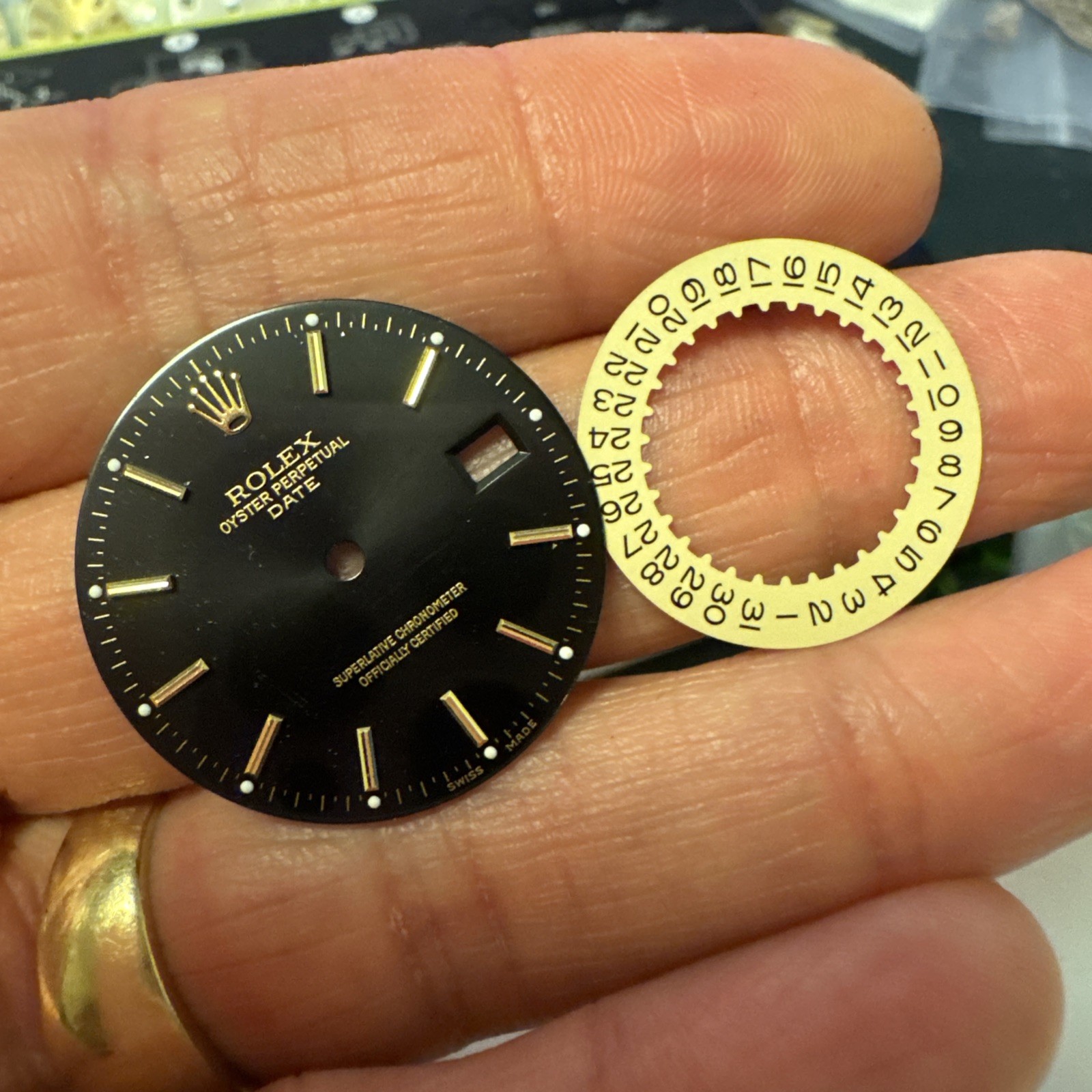 Rolex Oyster Date 15013 15017 15238 15018 15233 Black Dial w/ date wheel (58)