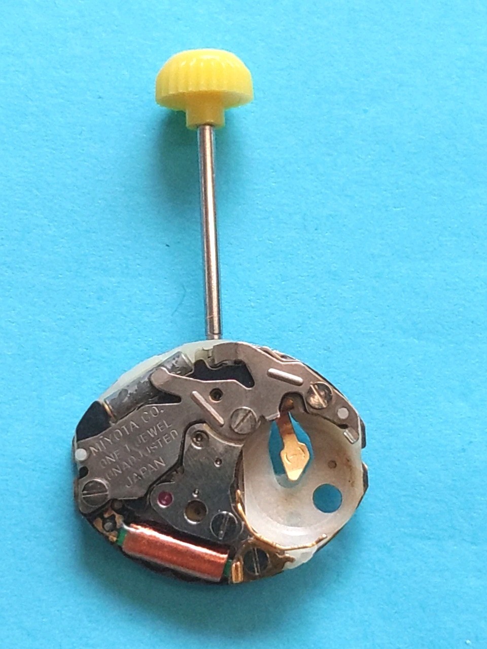 Miyota 3N20-1 Jewel,2 Hand Quartz Movement. Sets,Runs,Keeps Time 24 Hrs.