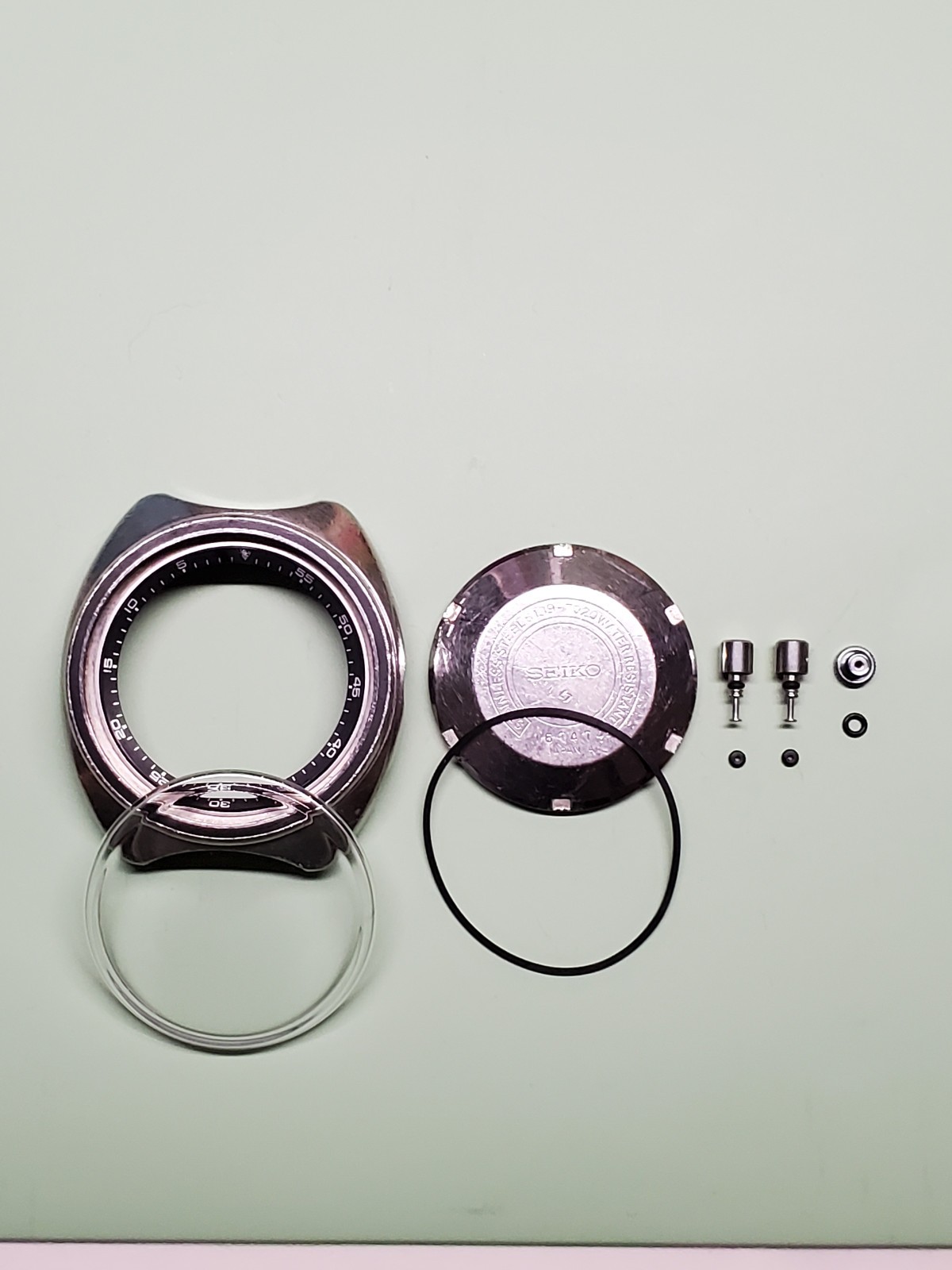 Restoration Package: “Crystal + Gasket Set” for your 6139-7020 Seiko Chrongraph