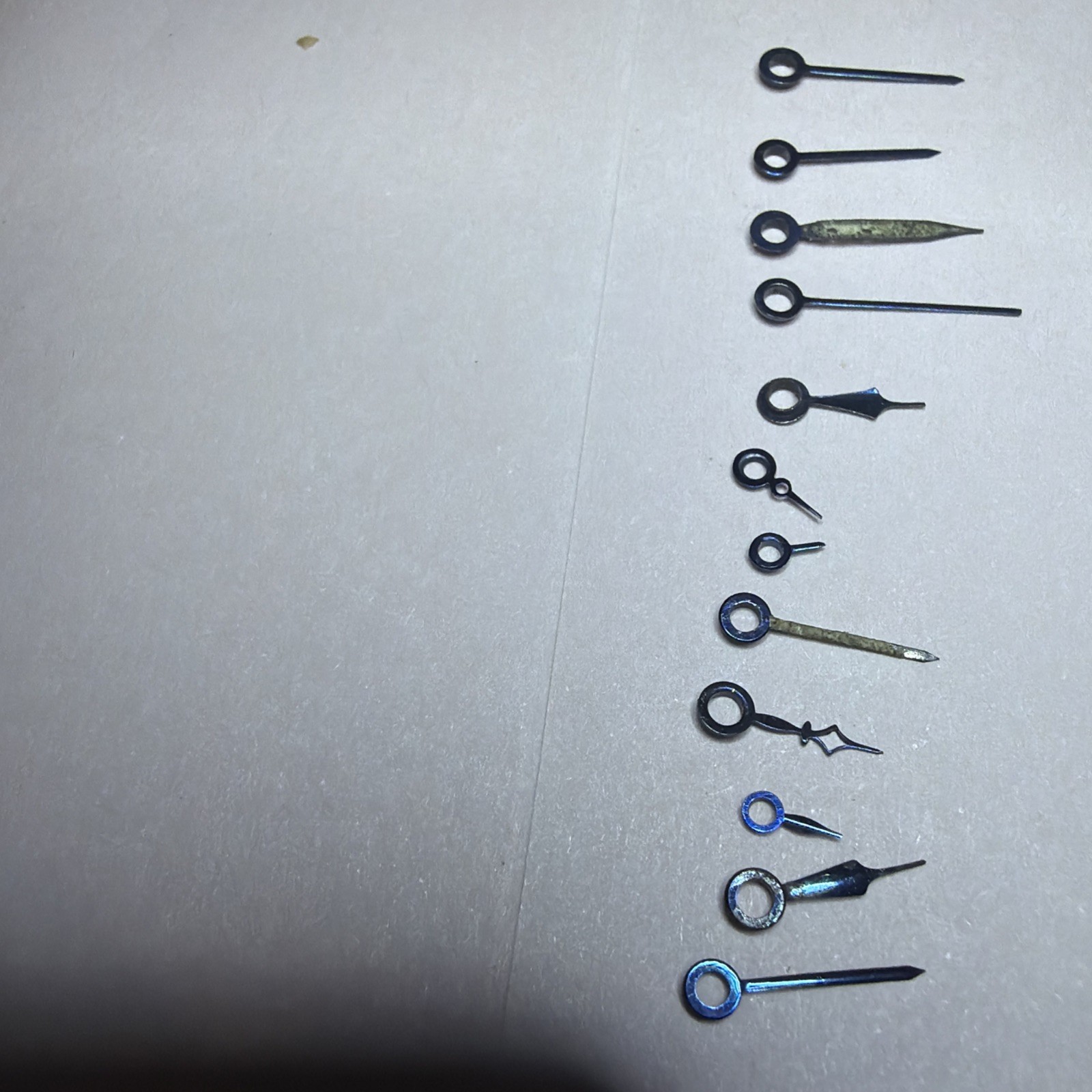 Lot #1 – 12 Blue Hour Hands – Assorted Sizes