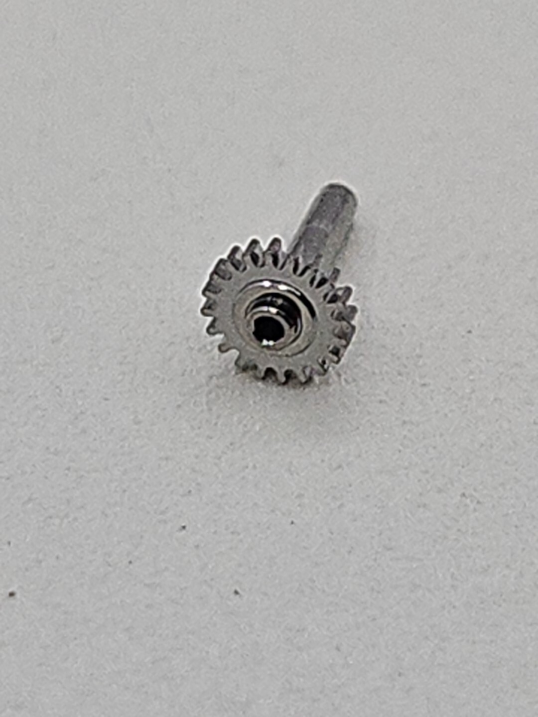 Rolex Minute Pinion, 3035 – 5011 ,New old Stock