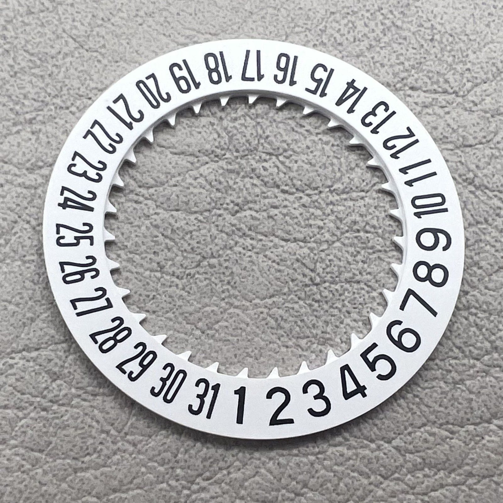 2 PIECES White Date Disk Wheel Date Wheel Date At 6 Fit for Movement NH35 NH36