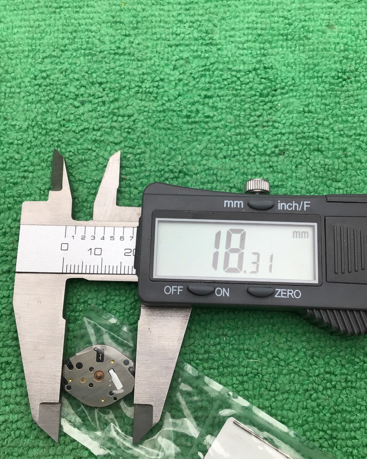 NEW Epson Y120E Quartz Watch Movement With Stem ZZ