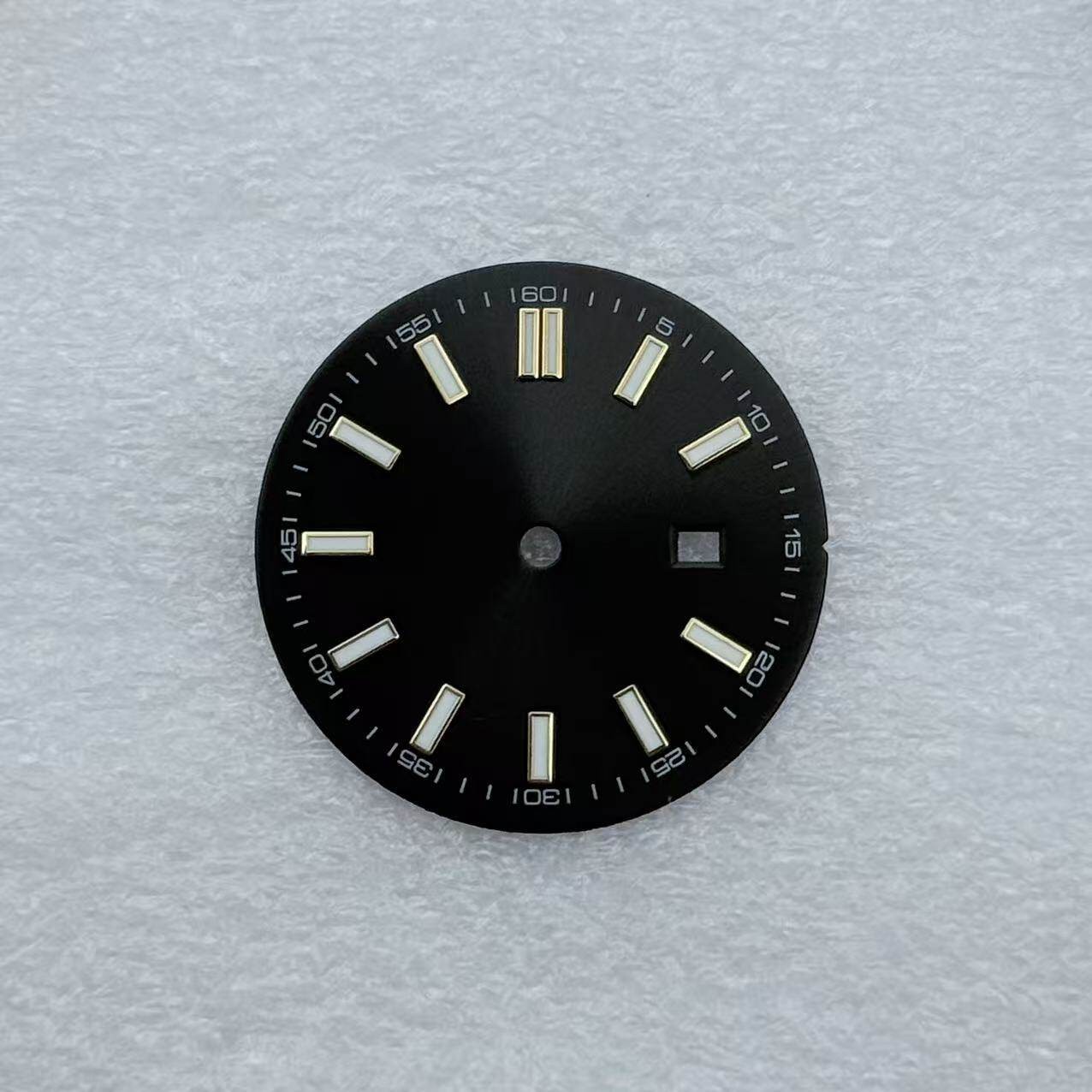 Women’s NH05 Dial 24.5mm Index Markers Green Luminous Fit NH05 Movement watch