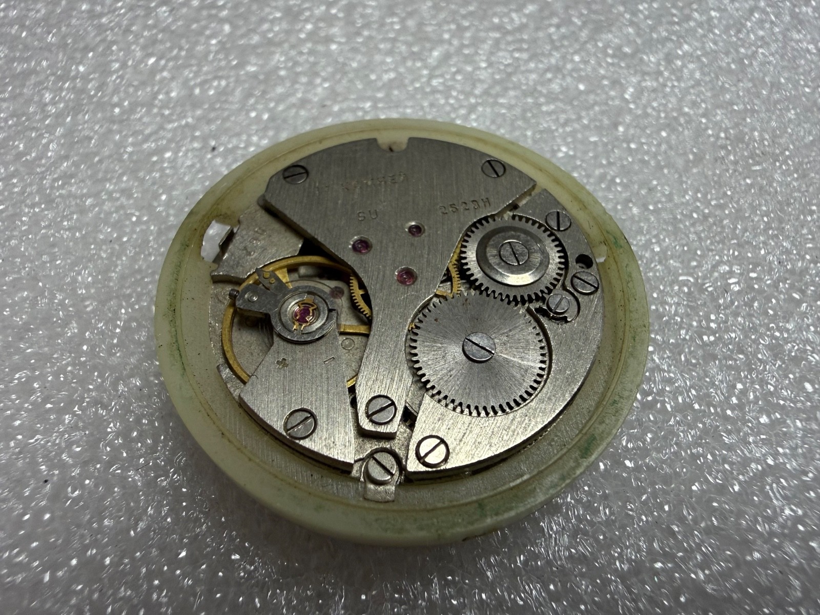 Vintage USSR Watch Movement CHAIKA / Poljot Cal. 2628H – For Parts