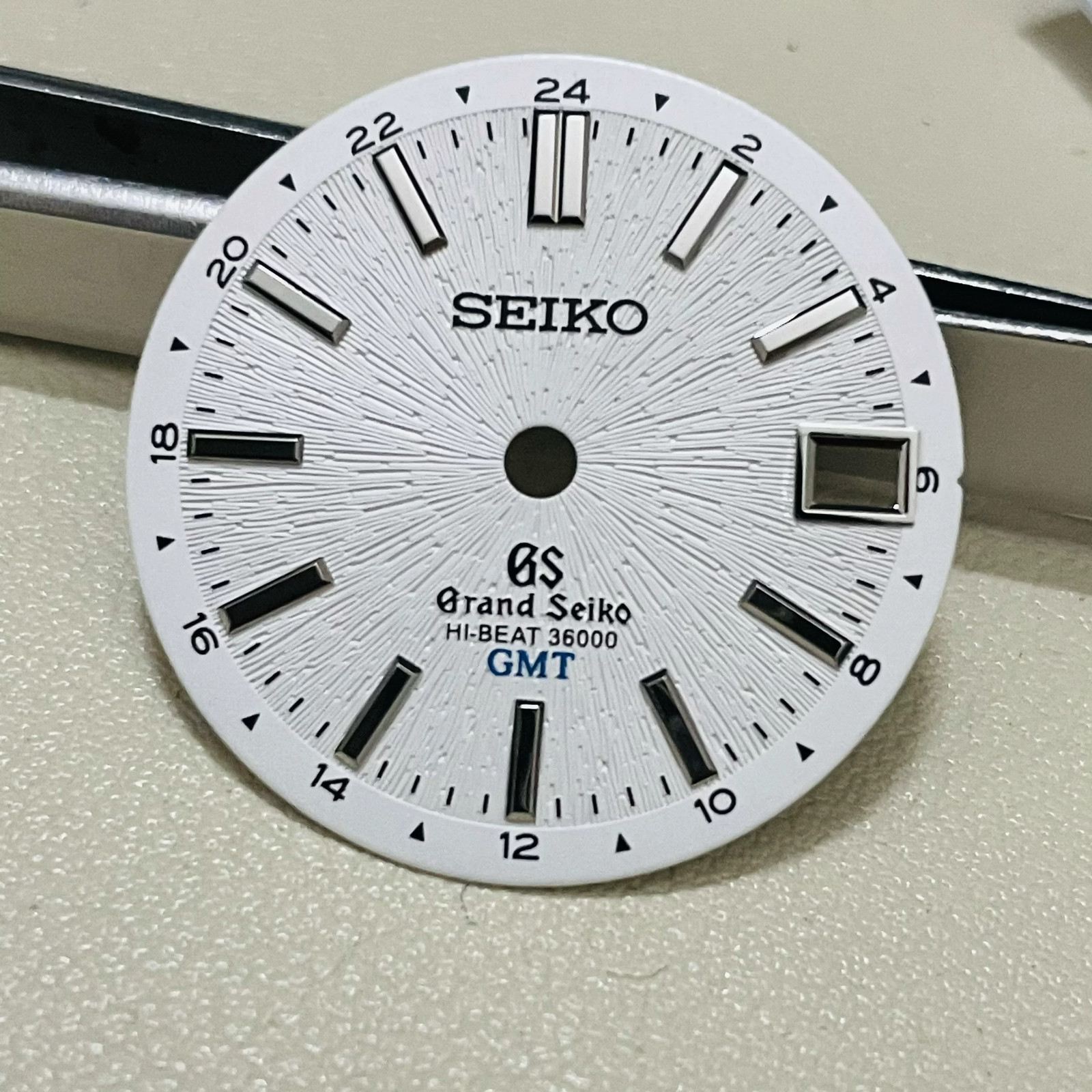 28.5mm Radial Pattern Watch Dial No Lume for Nh34 Nh35 Movement Watch Parts