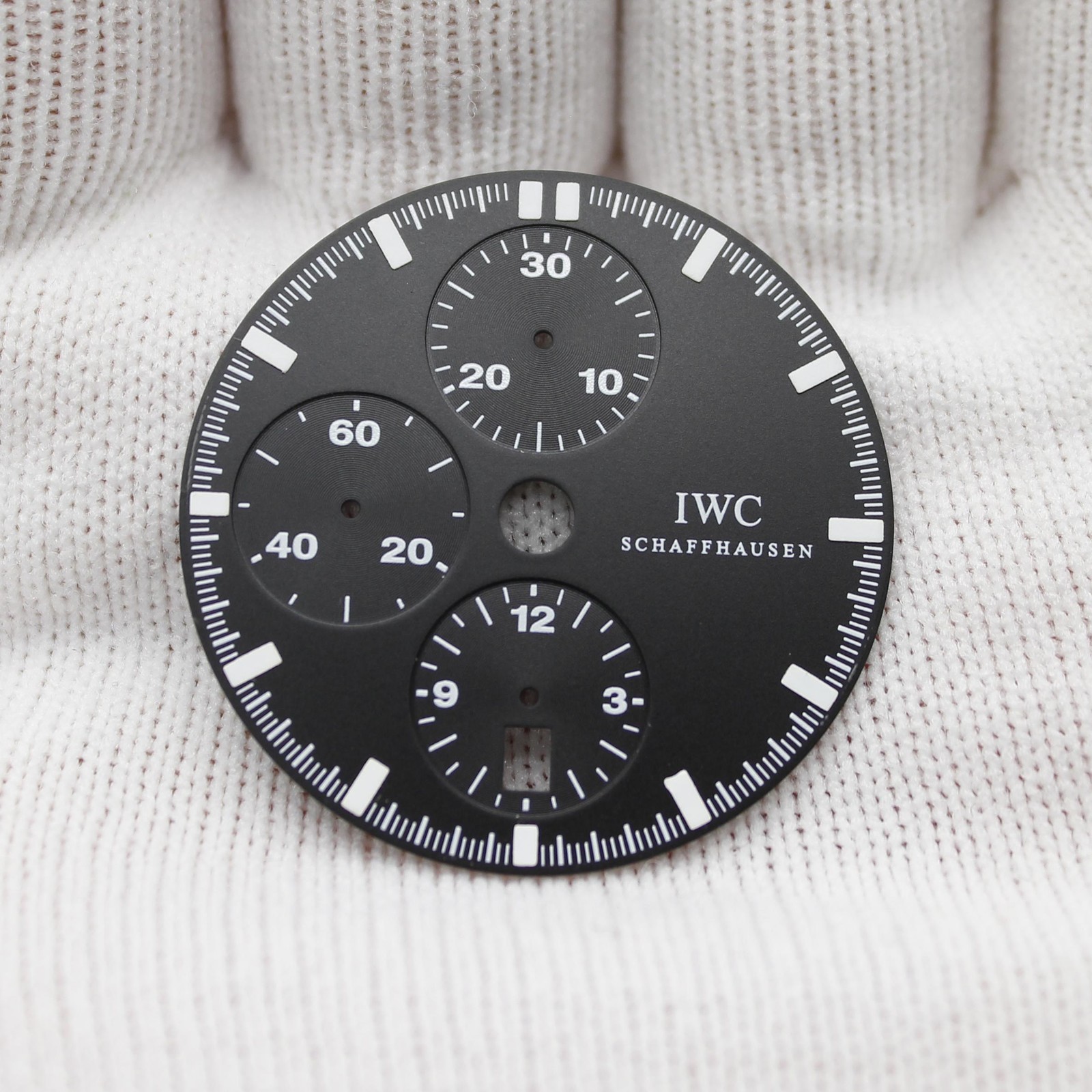 IWC Schaffhausen 32 mm Chronograph Original Men’s Black Dial