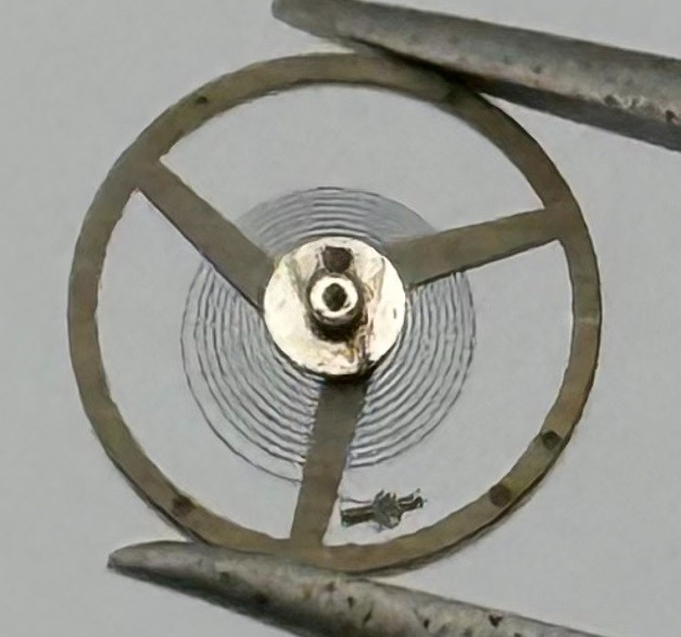 AS 1677 Balance Wheel Complete And Spring Renata 1414 M Watch Movement Parts NOS