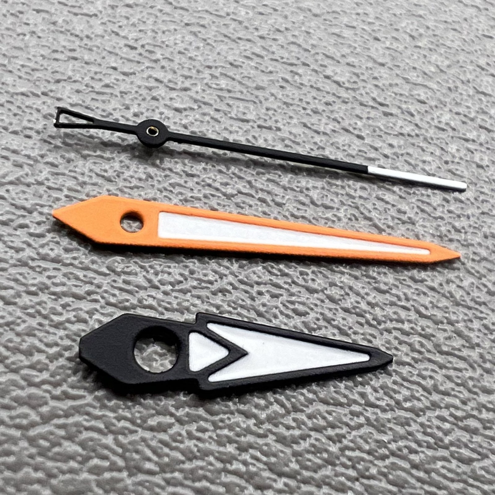 2 Sets/Pack Arrow Shape Green Lume Orange+Black Trim Hands for NH35 NH36 NH70