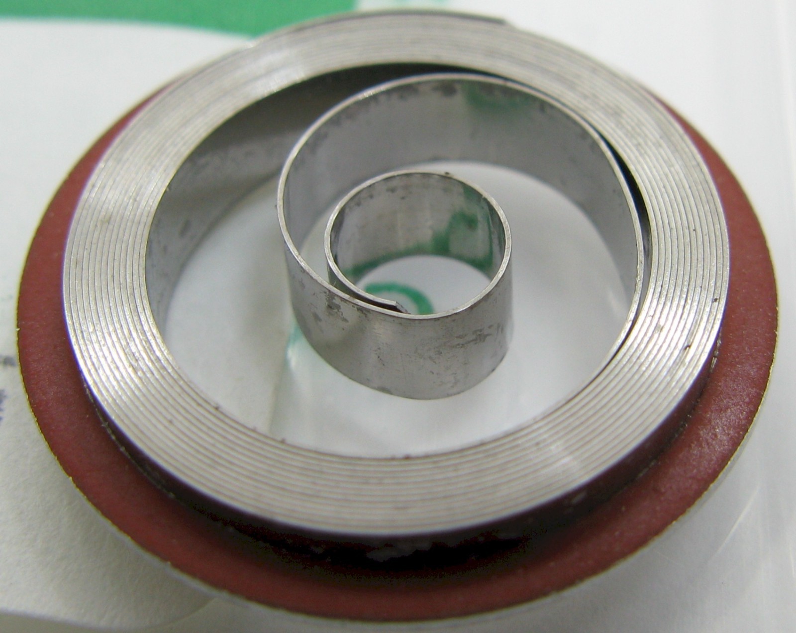 Waltham 18s LaRose 039336 015B hole end watch Mainspring 1 piece * white alloy