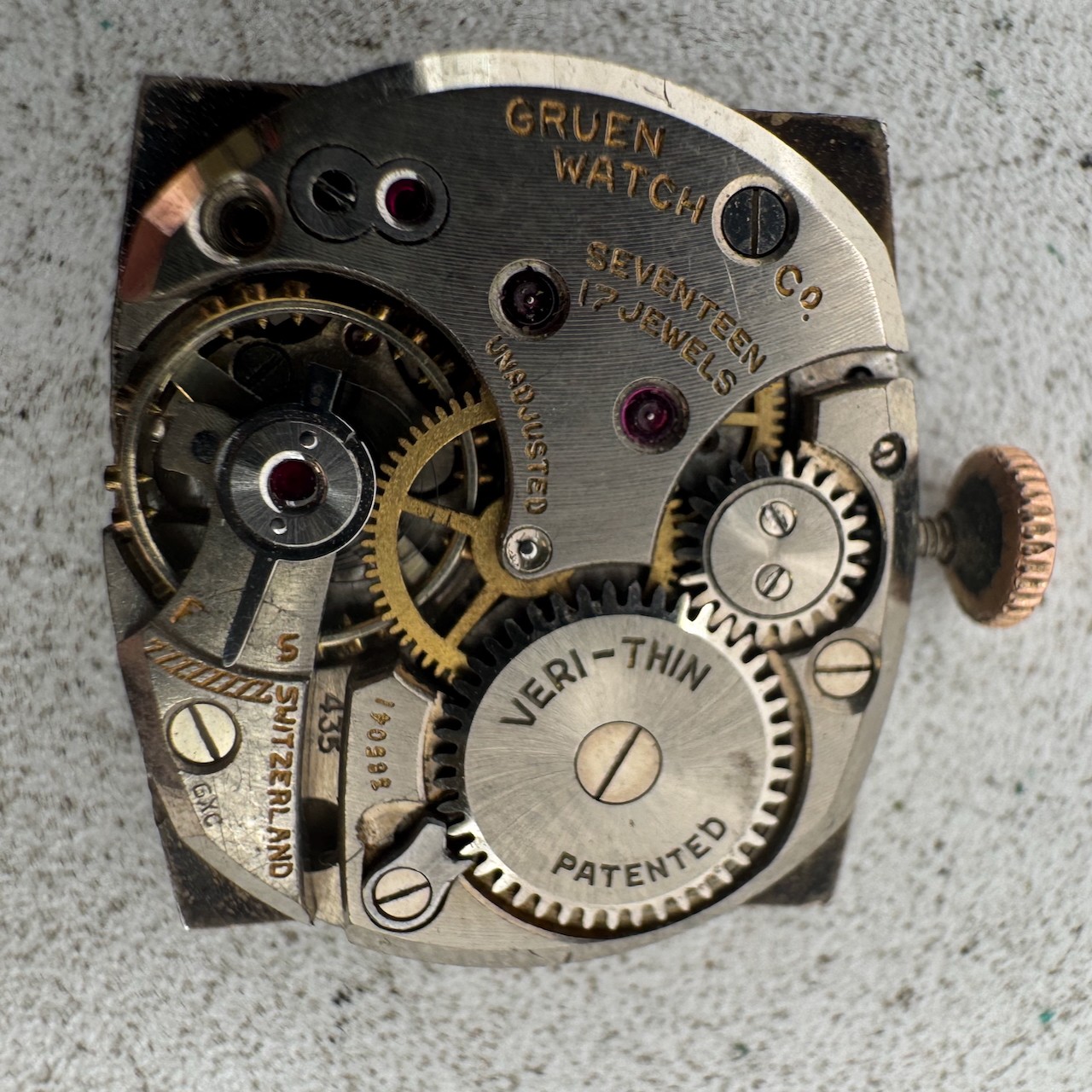 Antique 19.5mm Gruen 37 Jewel Mechanical Men’s Wristwatch Movement Swiss