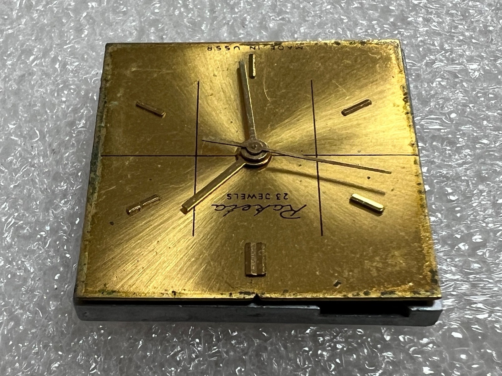 Watch movement USSR Raketa Cal.2209 plus Dial. For parts .