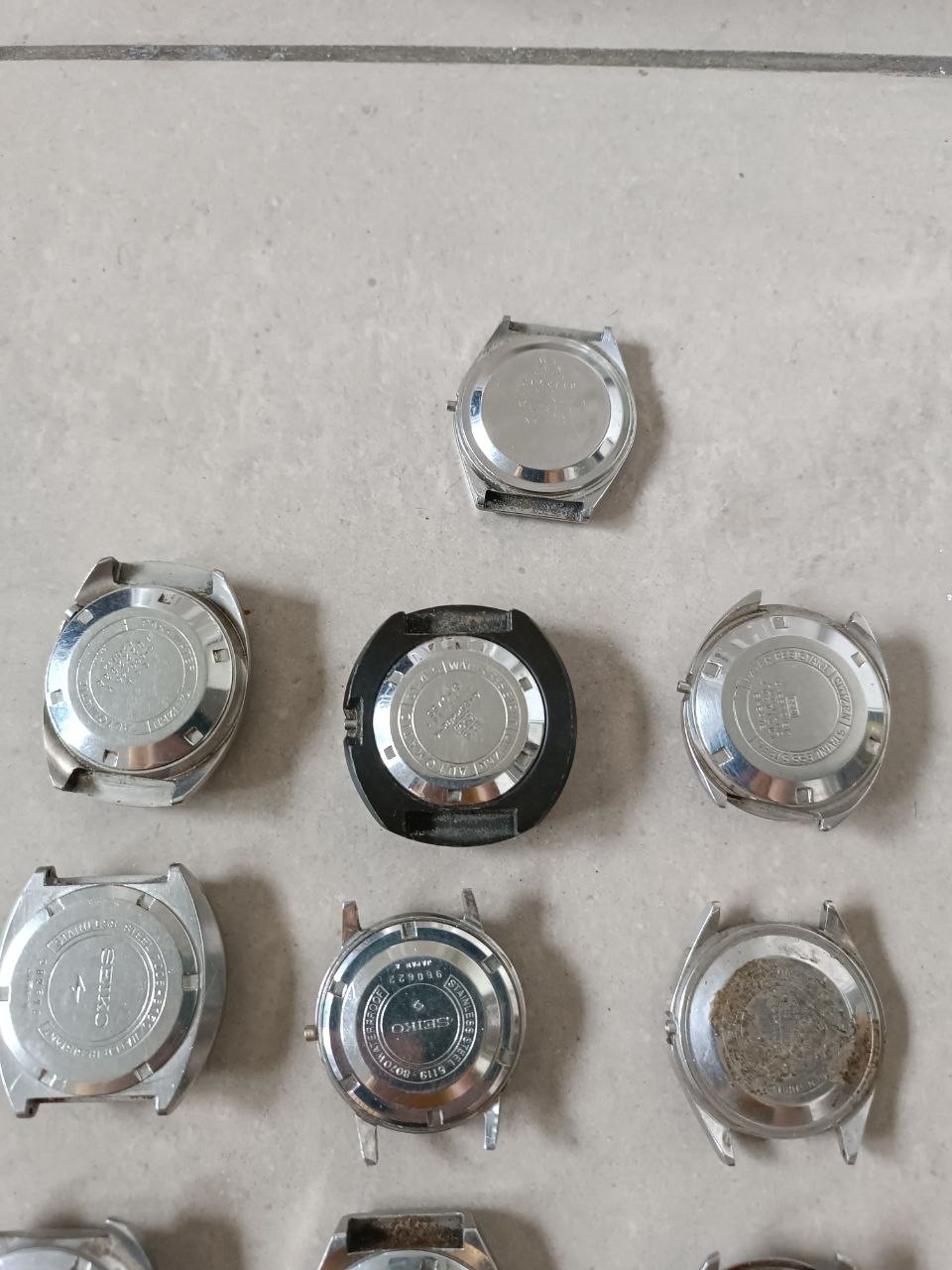 BIG LOT OF 10 JAPANESE AUTOMATIC CITIZEN & SEIKO CASES FOR PROJECT / REPLACEMENT
