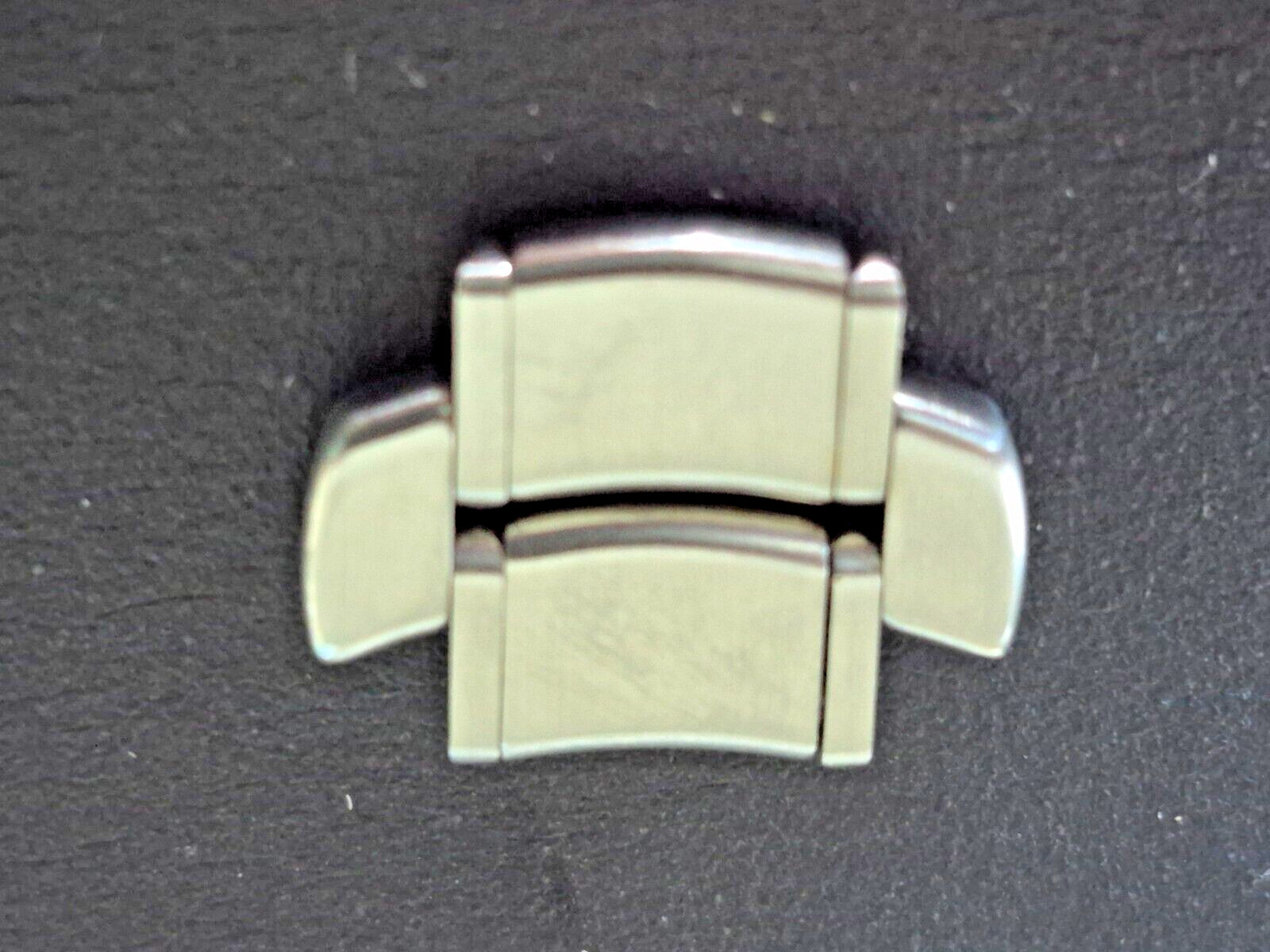 EBEL 1911 DICOVERY BAND BRACELET LINK 17mm Wide, 2 center, one outer without pin