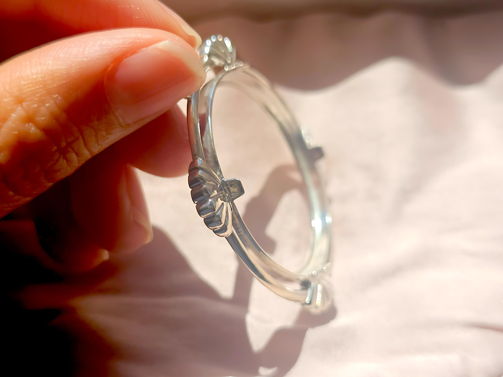 925 Sterling Silver Prong Back Clamshell Edge Bezel for 34mm Mexican 1 Peso