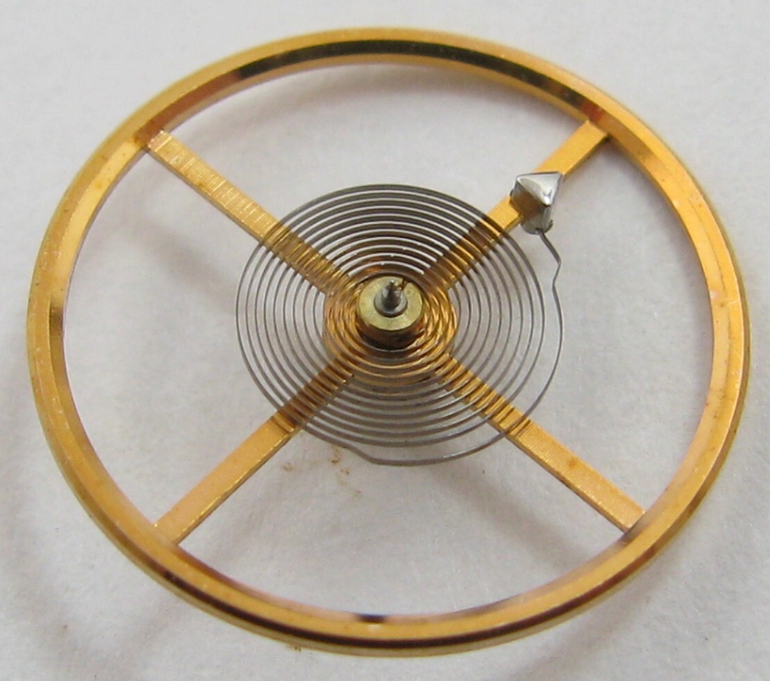Omega 560 17 jewels Watch movement part 1327 complete balance wheel