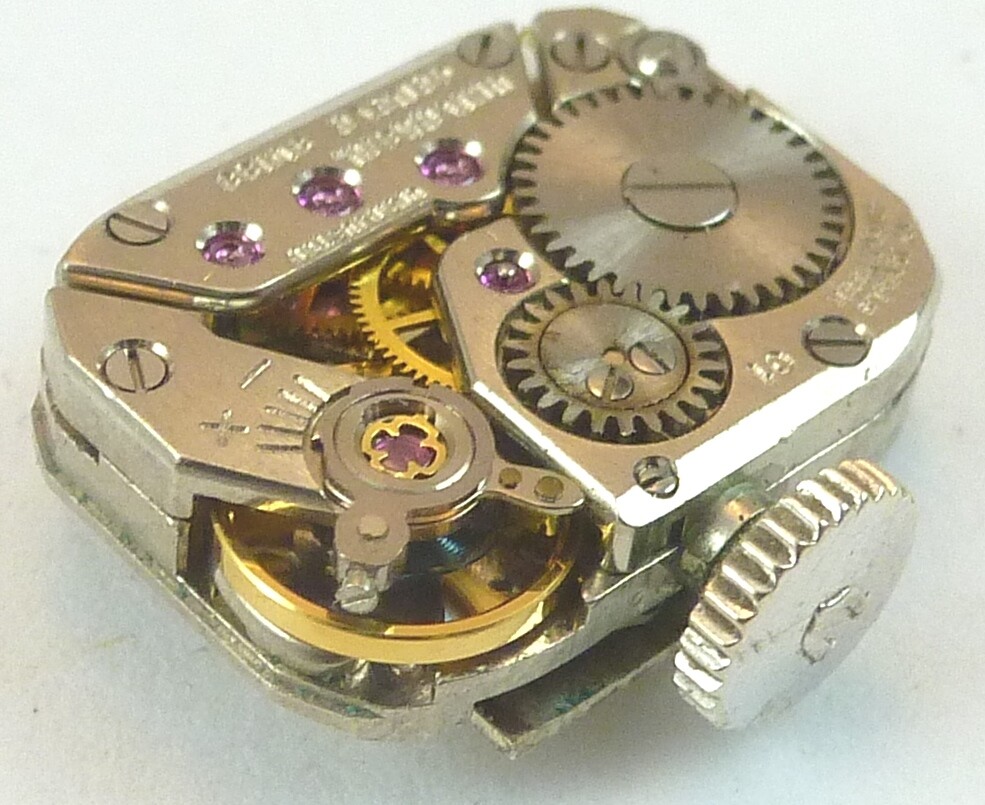 Vintage Universal Geneve LDS 01 Wristwatch Movement – Parts / Repair 521557