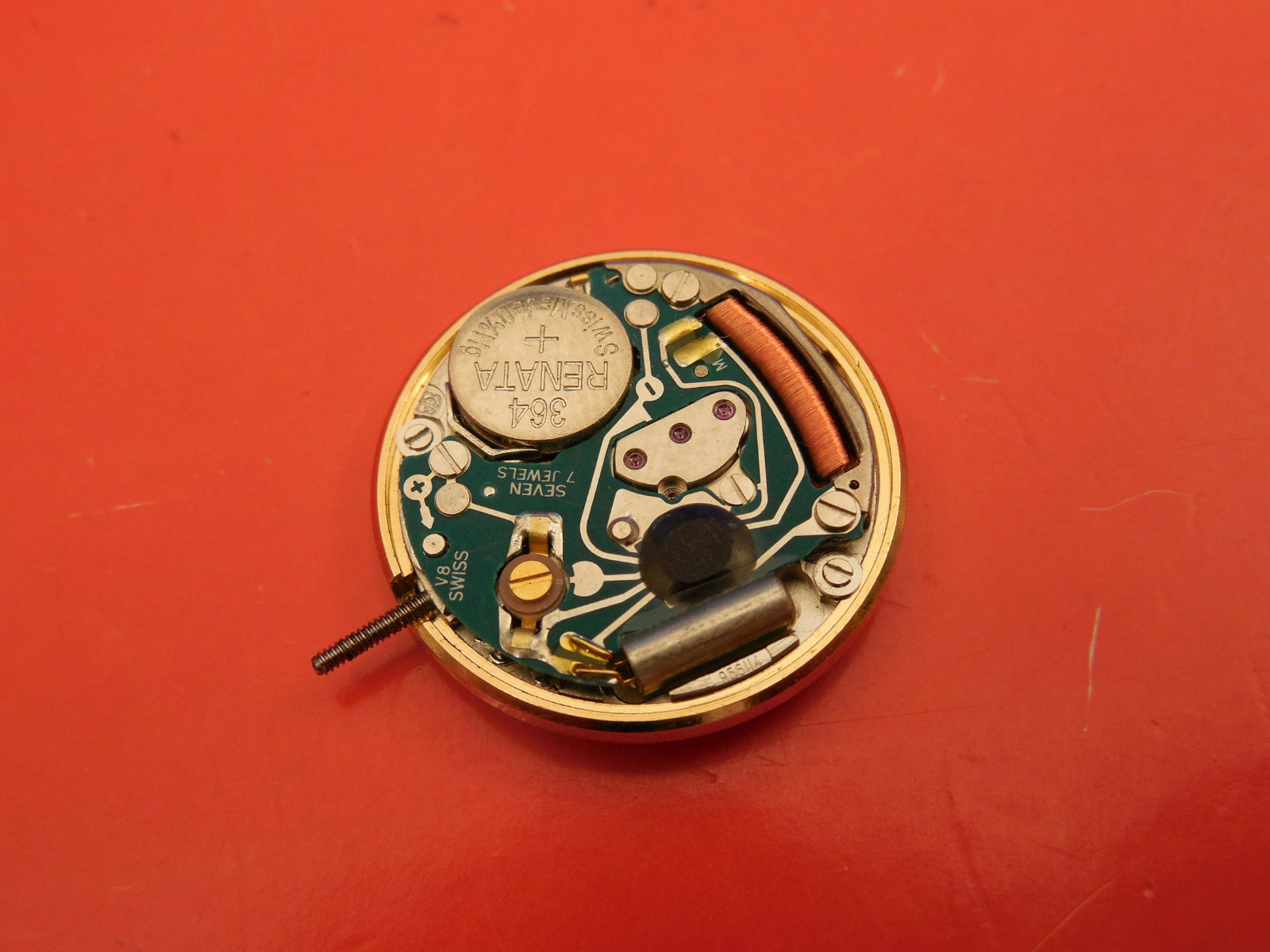 GENUINE CHAUMET 956.114 SEVEN JEWEL MOVEMENT WITH DIAMOND DATE DIAL AND HANDS