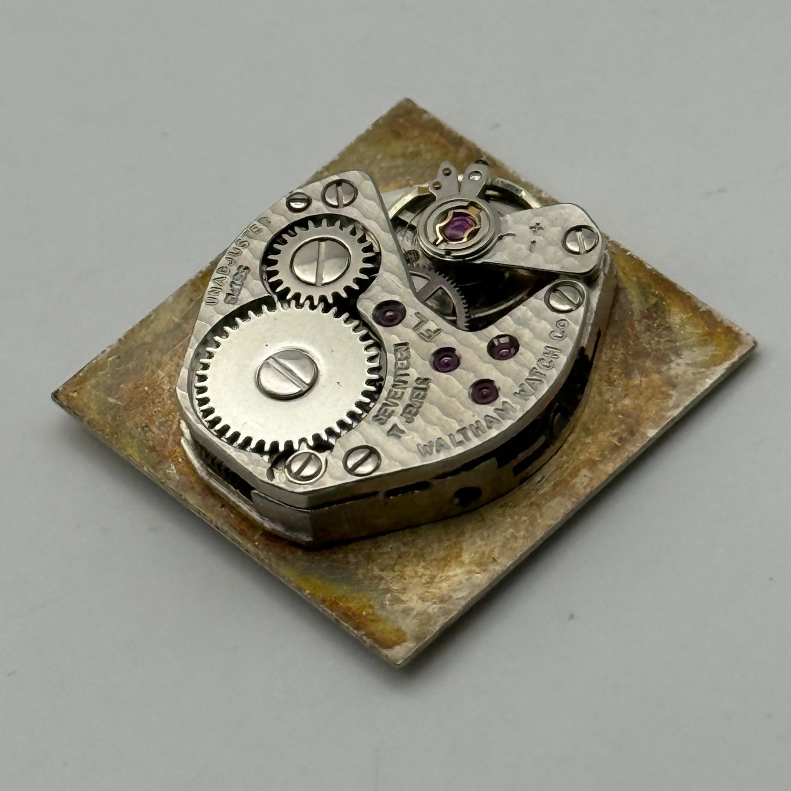 FHF 69-21 Watch Movement Waltham 17 Jewels Swiss Ladies Parts Repair 15.3mm