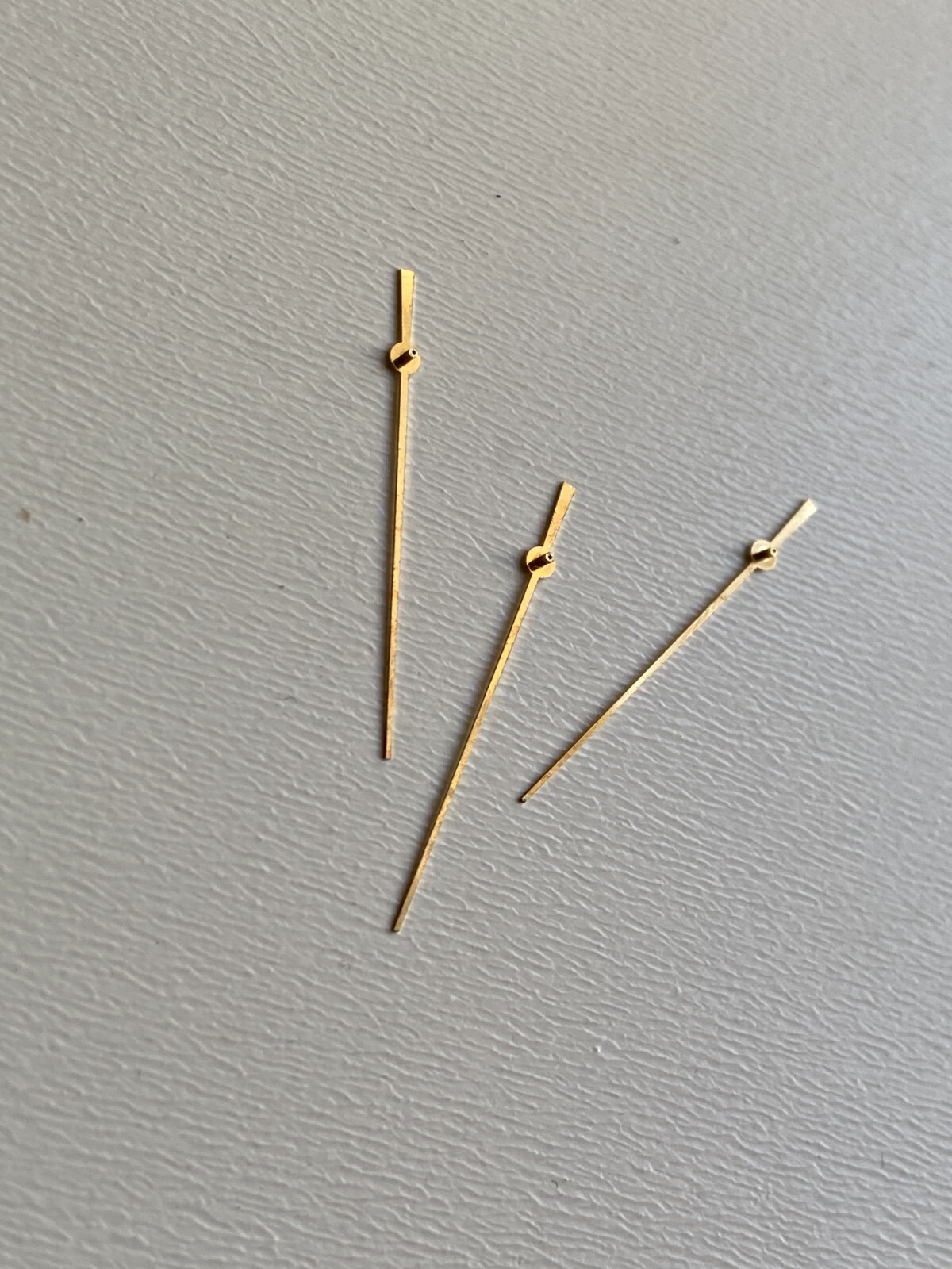 NOS NEW OLD STOCK VINTAGE ORIGINAL WATCH HANDS FOR PARTS/REPAIR 3 PIECES GOLD