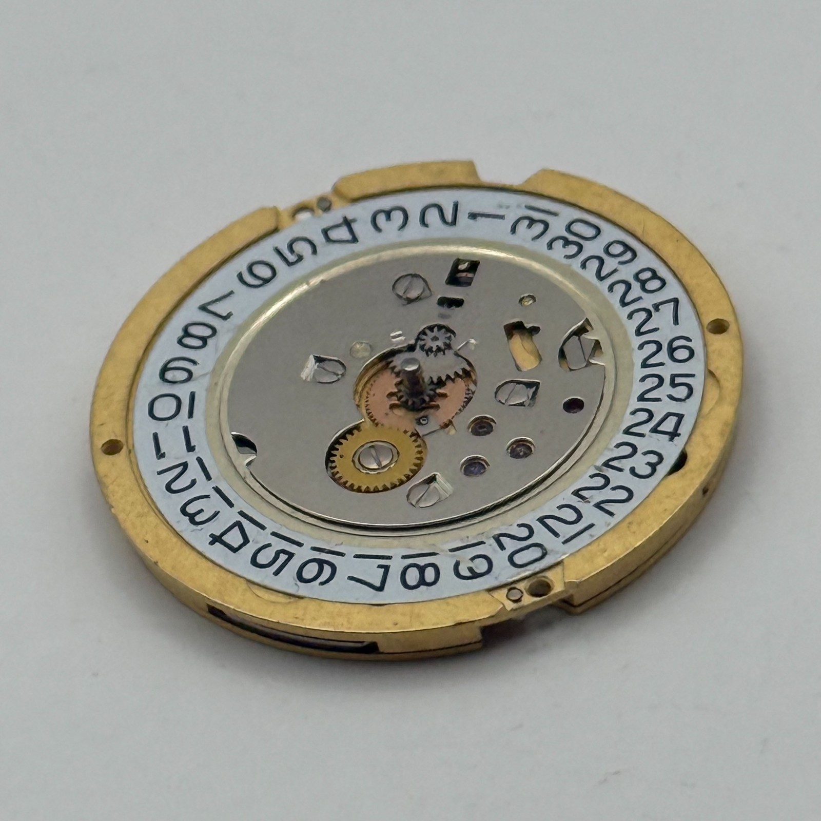 Ronda 1006 Watch Movement Quartz Swiss Date 8 Jewels Vintage Parts Repair 23.8mm