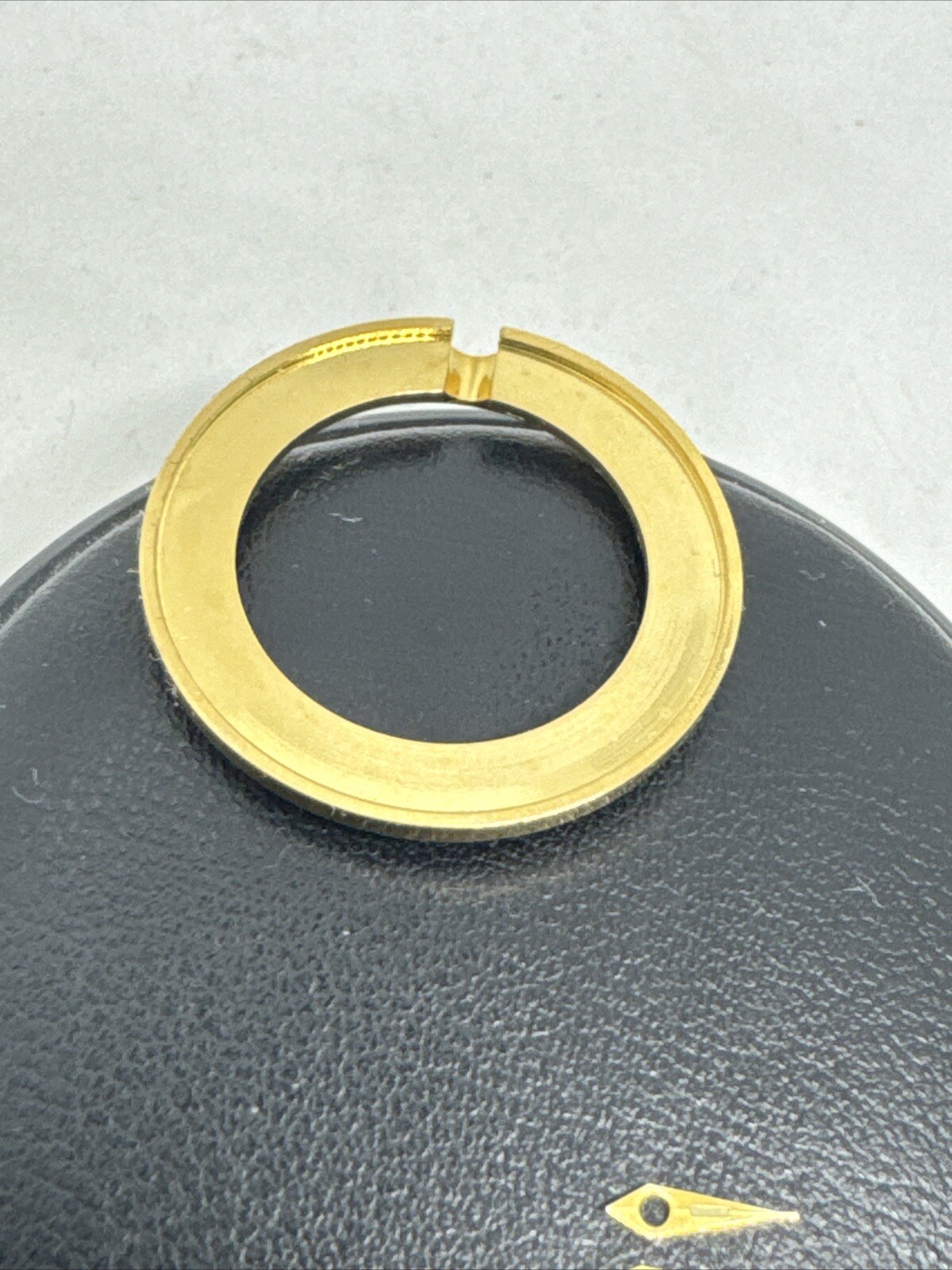 Spare Parts for Calipers ETA 956112 956114 Hands, Reducer, Case Screws