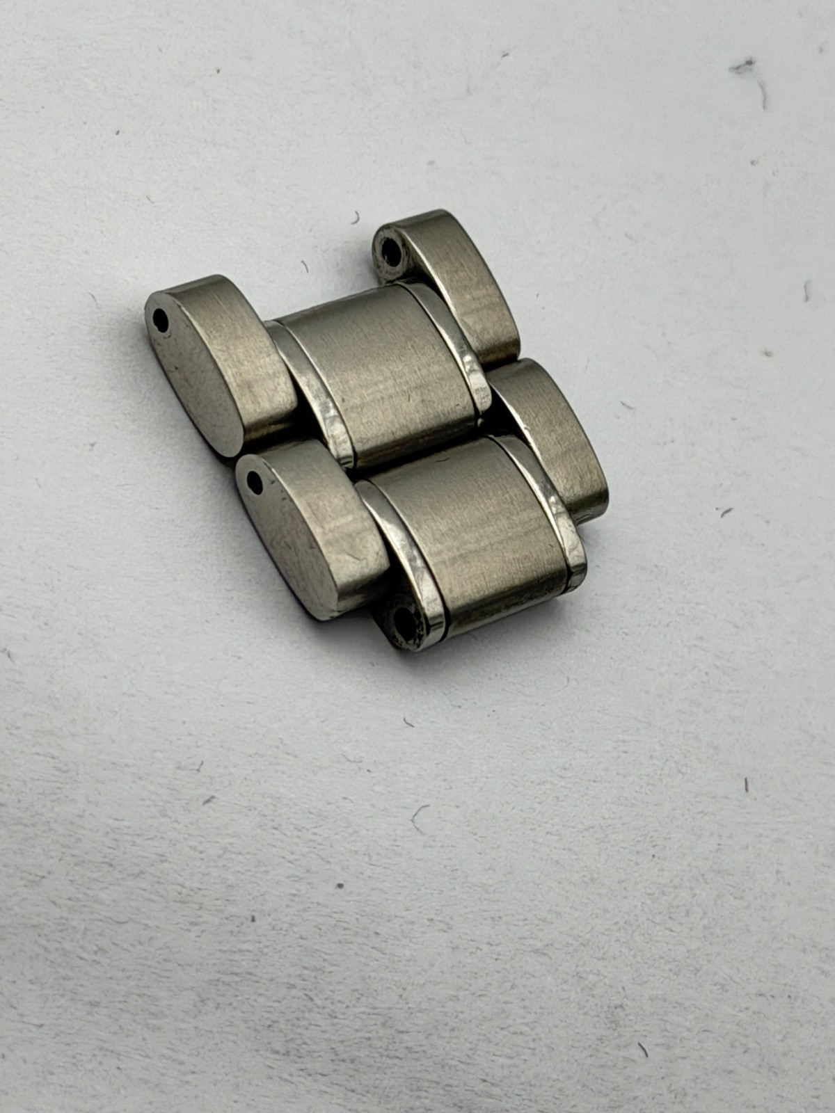 omega 861 16mm link speedmaster mesh
