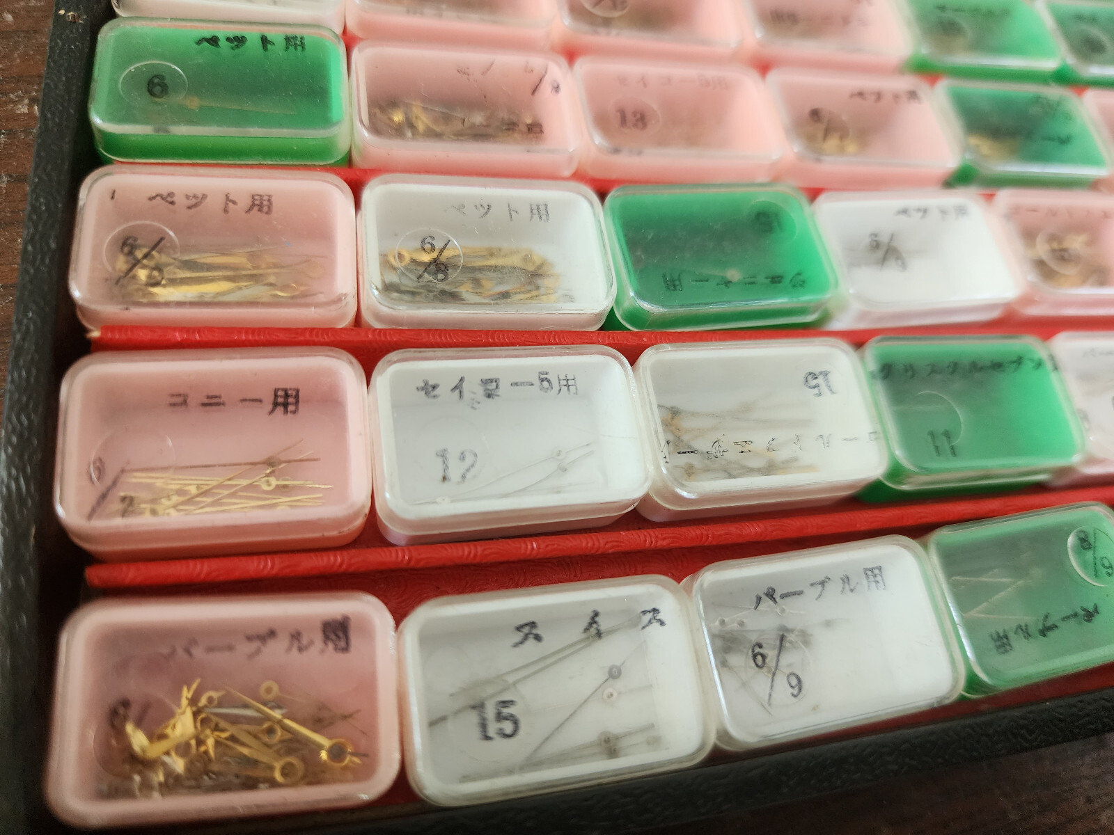 Lot of hands for Seikosha Citizen vintage watches whole box.