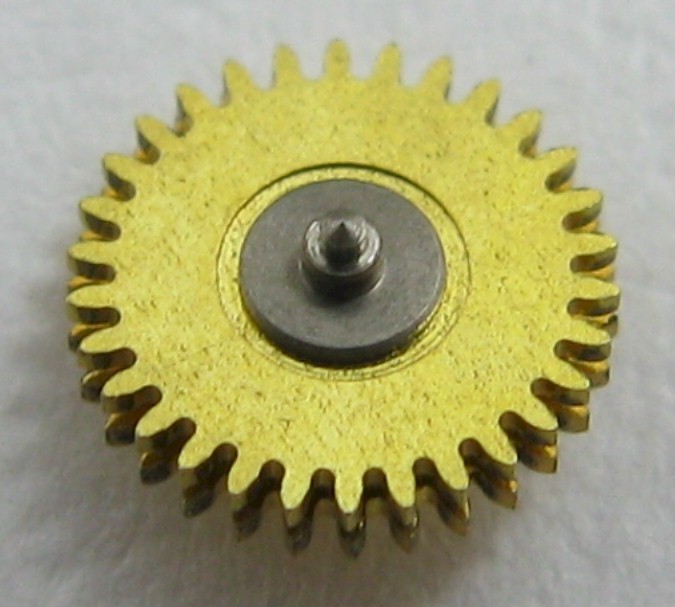Universal Geneve 69 automatic Watch Part intermediate wheel 203