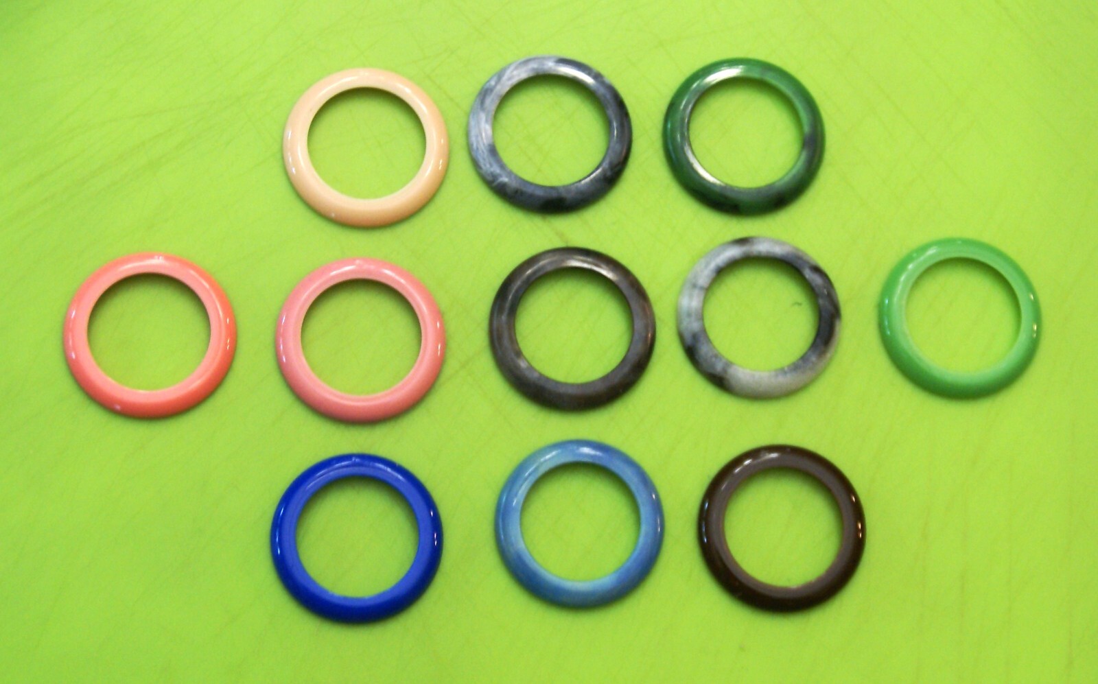 New Gucci Vintage Interchangeable – Plastic Bezels – Sold Separately-12 Colors