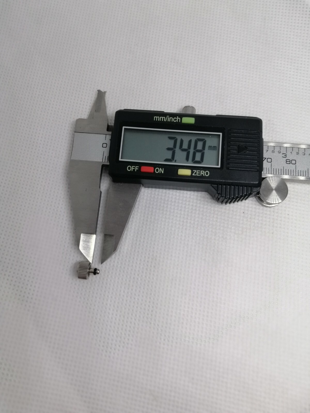 031 SEIKO CROWN AND STEM FOR MEN’S SIZE DIVER’S 7002 7000
