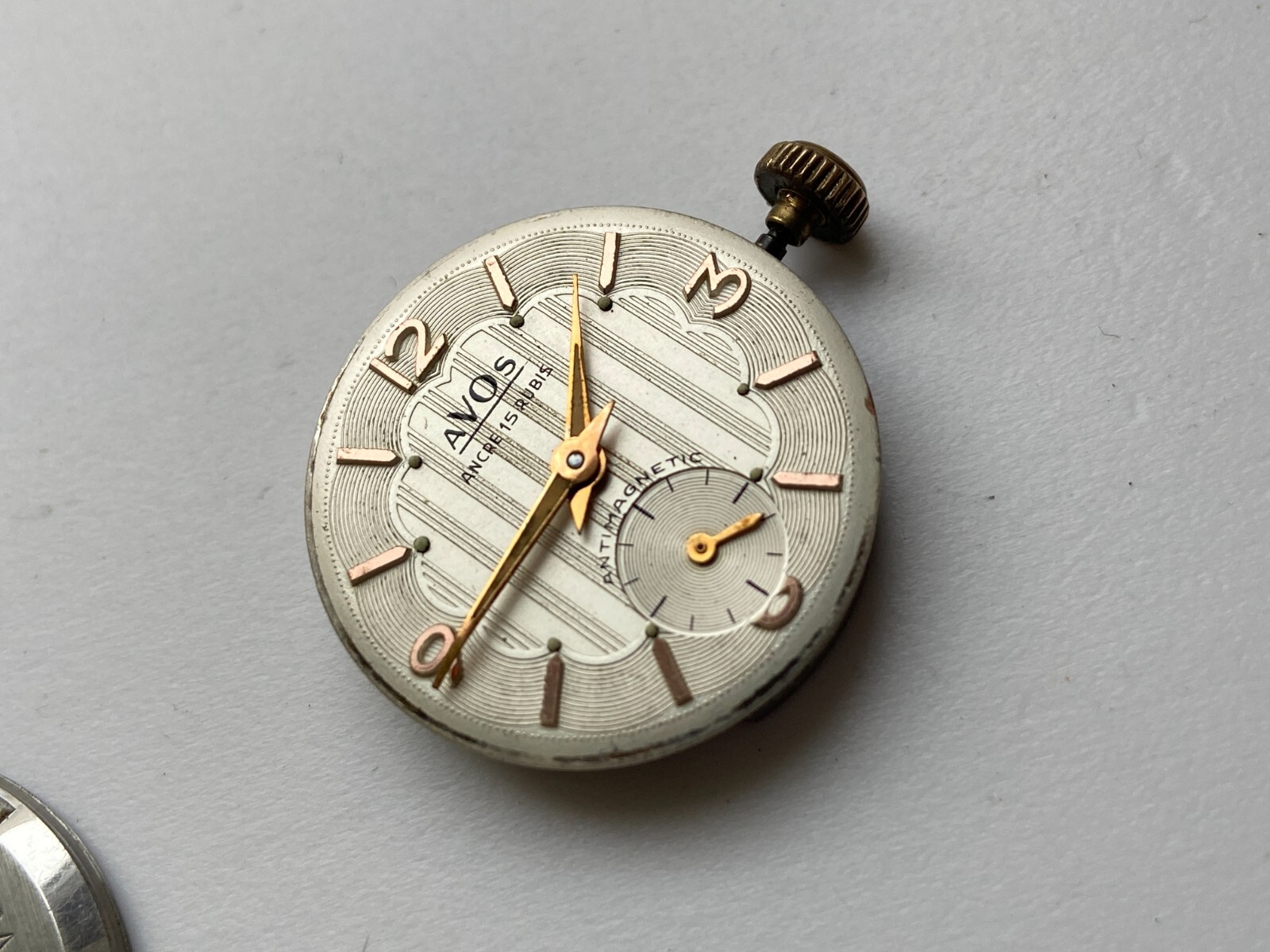VINTAGE MEN WATCH FOR PARTS WORKING AVOS 15 RUBIS FR FE 233-60 EBAUCHE CUPILLARD