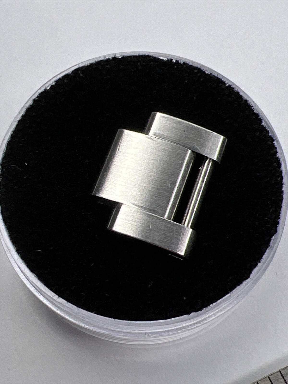 Authentic ROLEX 15.5mm Stainless Steel Oyster Link & Screw For 16570 & More
