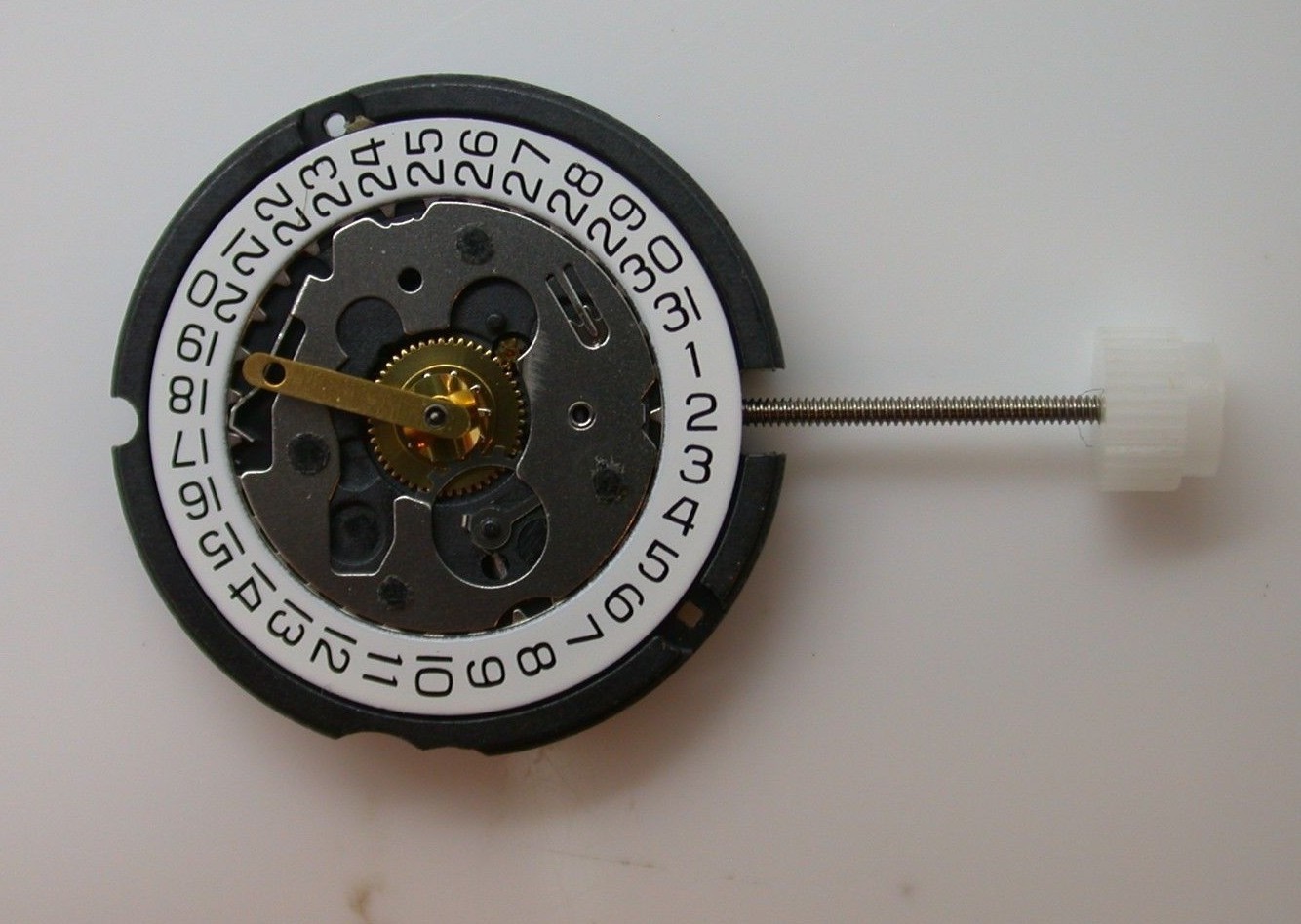 ETA MOVEMENT 803.114 DATE AT 3 BRAND NEW COMES TESTED WITH BATTERY NEW