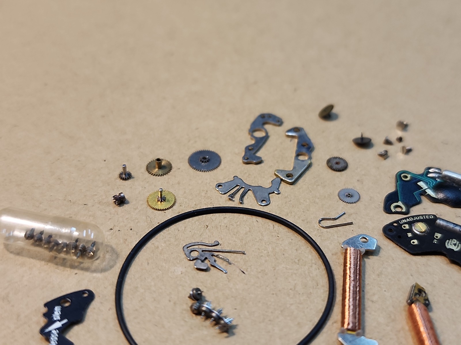 Lot Of Mixed NOS Circuits Coils Quartz Watch Movement Parts Repairs Spares
