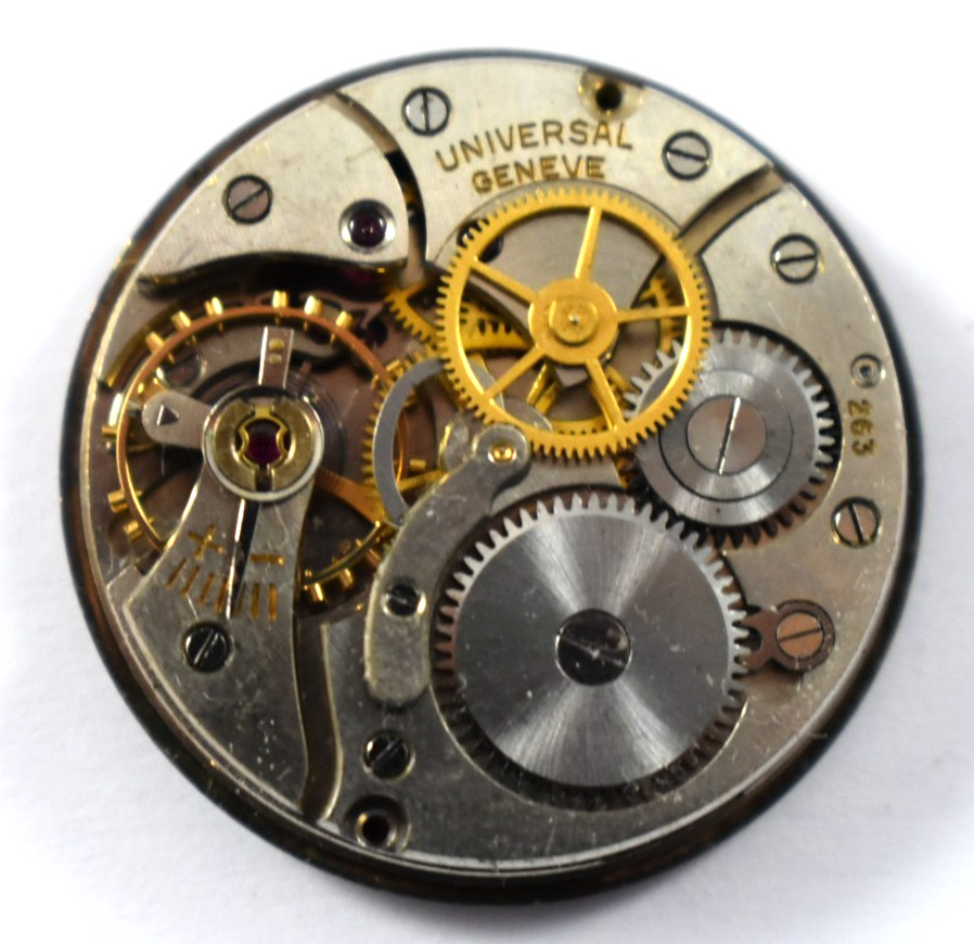 Vintage Universal Geneve 263 Sweep Second Mechanic Wrist Watch Movement lot.g