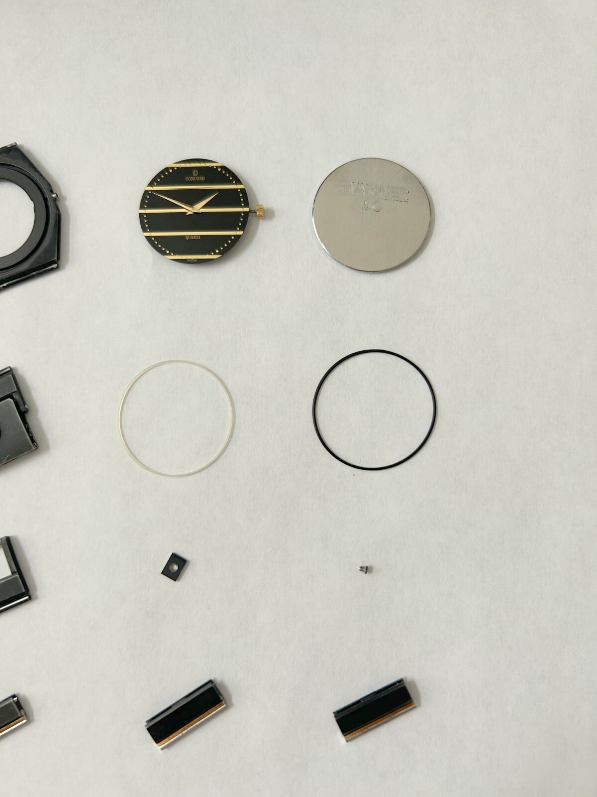 Concord Mariner SG 2tone 14k gold and black watch parts 18mm extra links