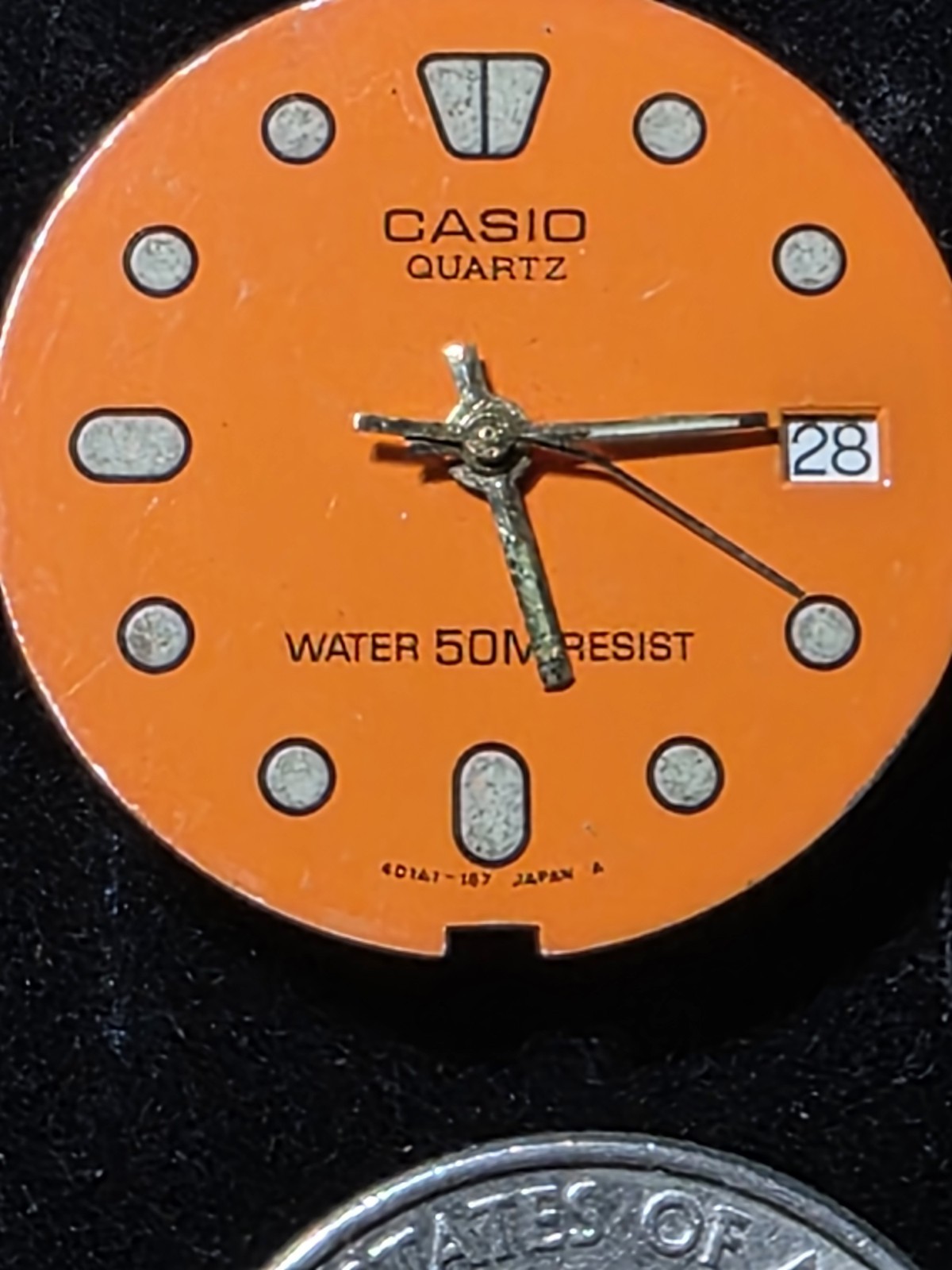 Vtg Casio 50m resist Lume Watch Dial with movement parts only 26.41mm (D6)