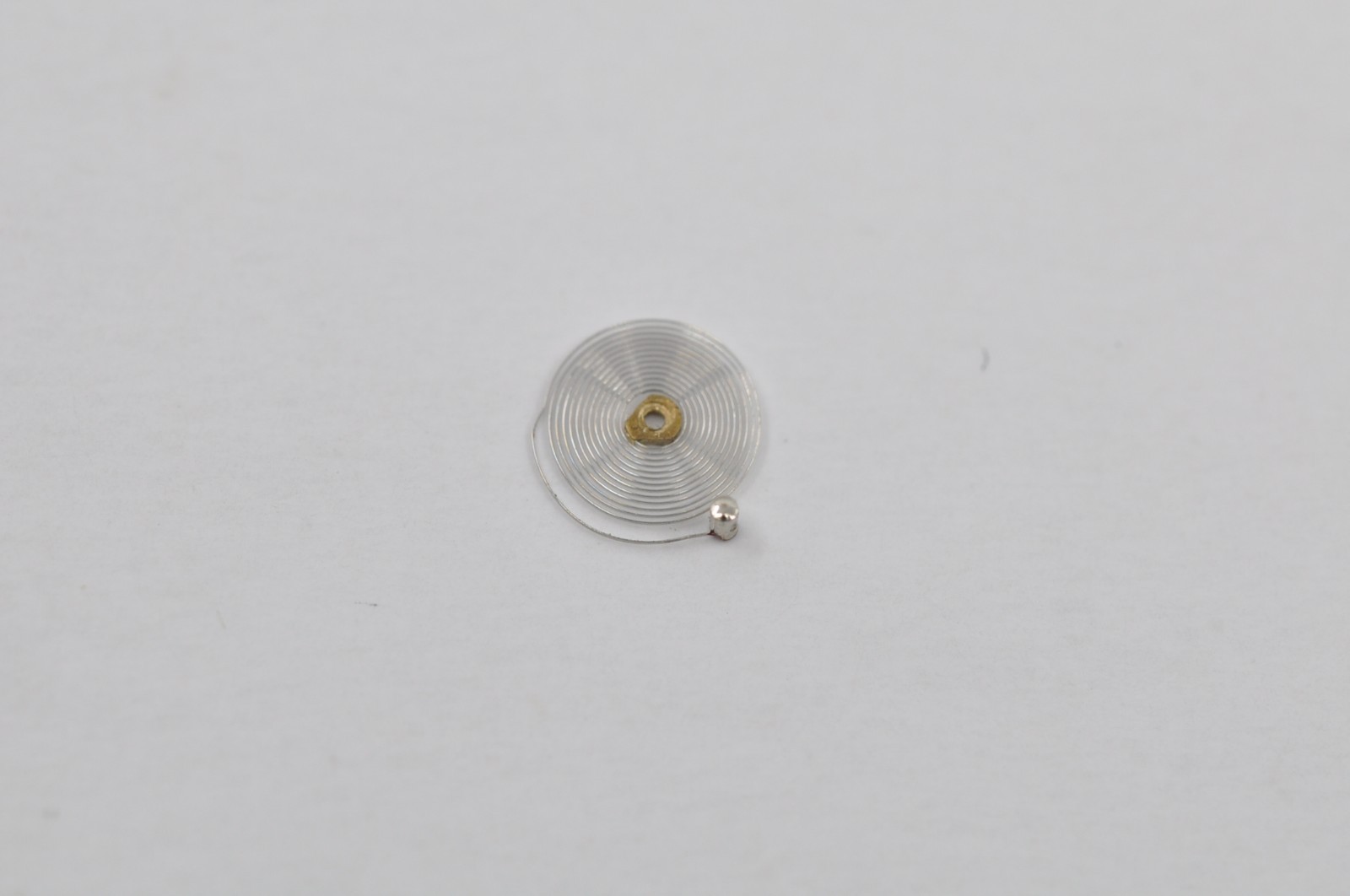 omega 1010-1327 balance hairspring movement used unknown conditions