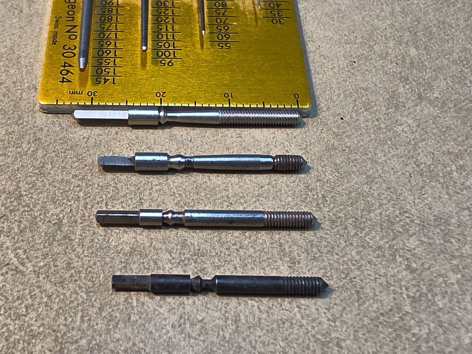 Lot Of 4 Mixed American Pocket Watch Stems With 18s Squares Parts Spares
