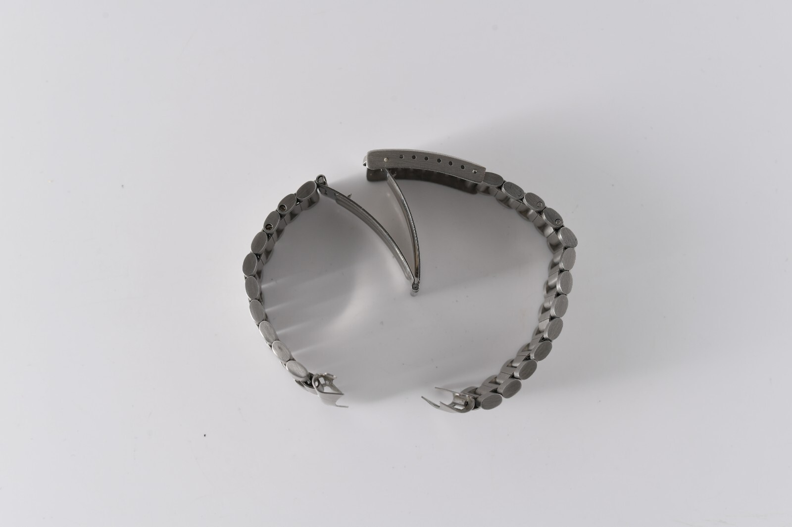 Genuine Omega Bracelet Stainless Steel 1125 677 End Links 20mm 6.75 Inches NEW