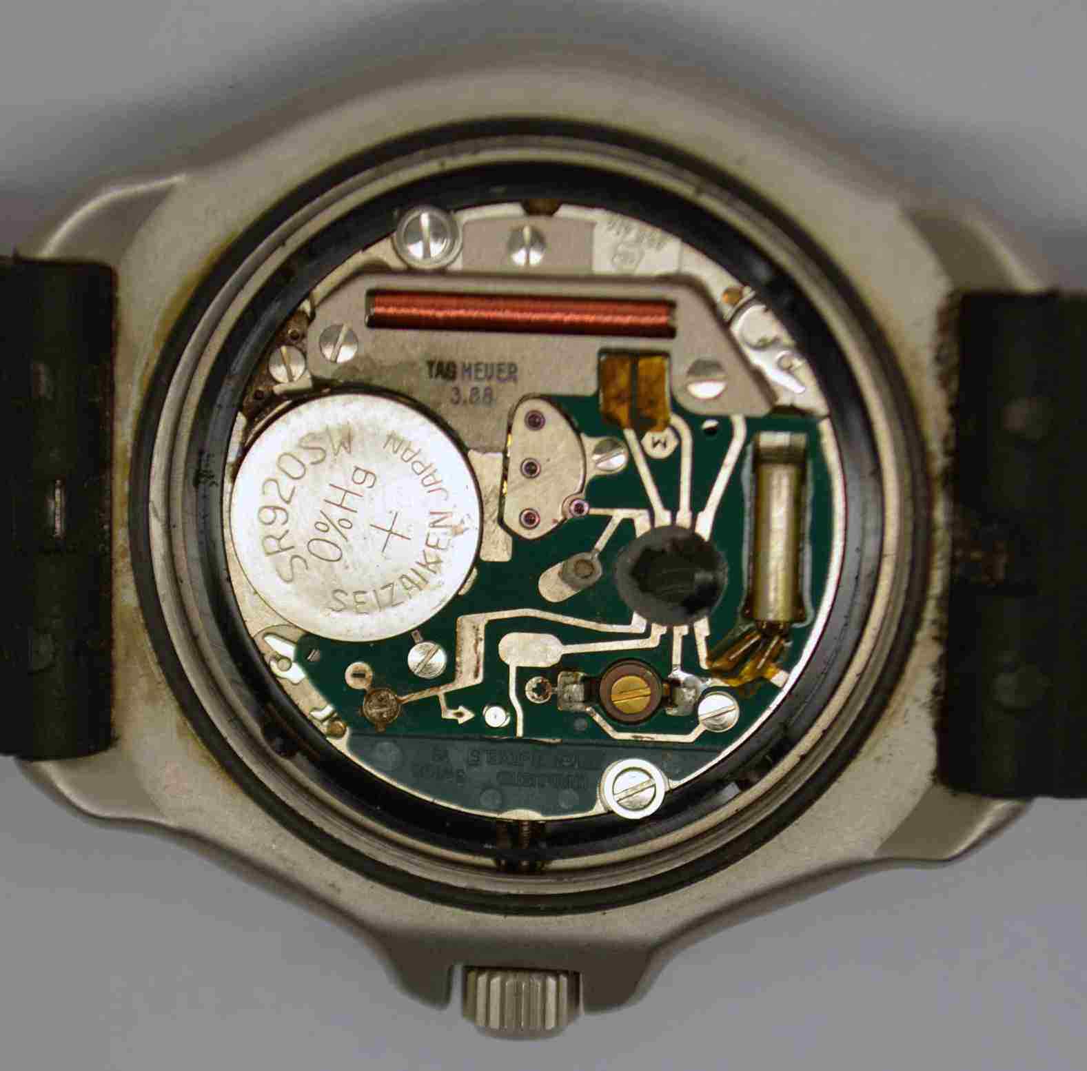 TAG HEUER Professional 200 Meters QUARTZ Wristwatch. Ref: 374.513