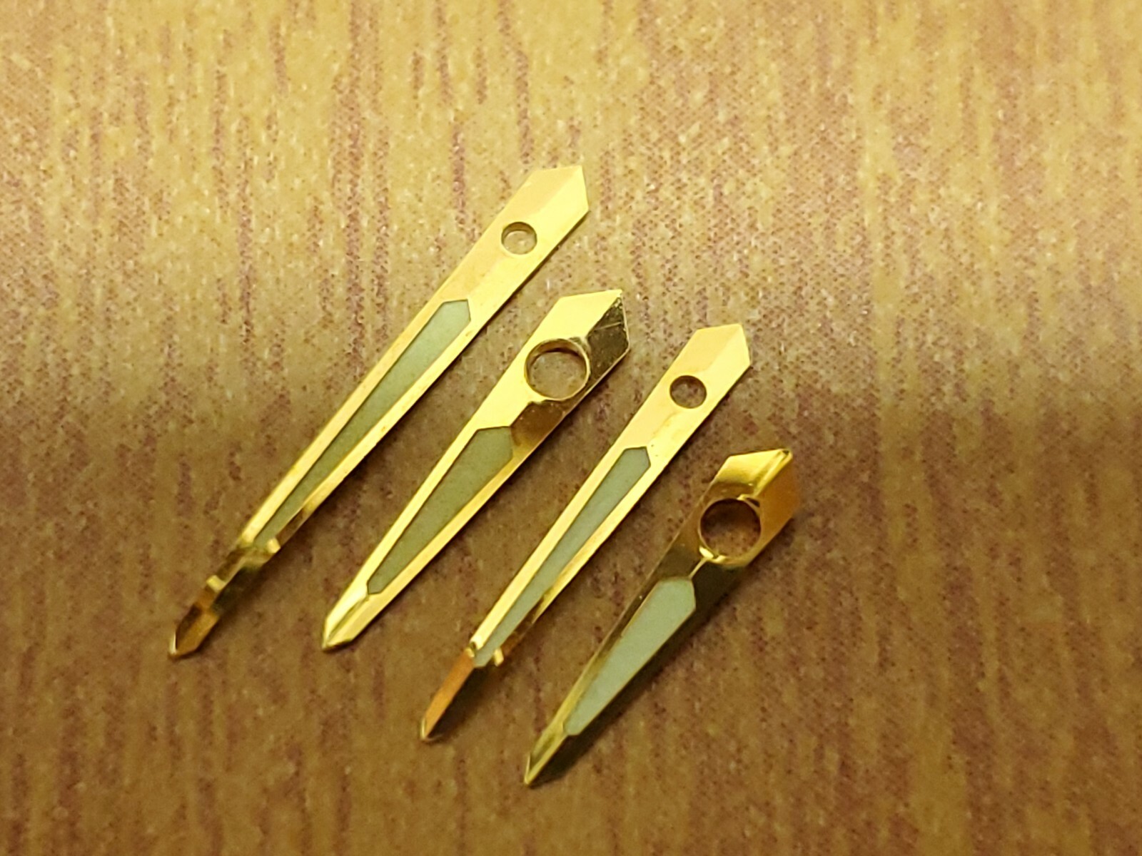2 Sets Of Genuine Factory NOS Accutron 214 Spaceview/Astro Gold Trit Spear Hands