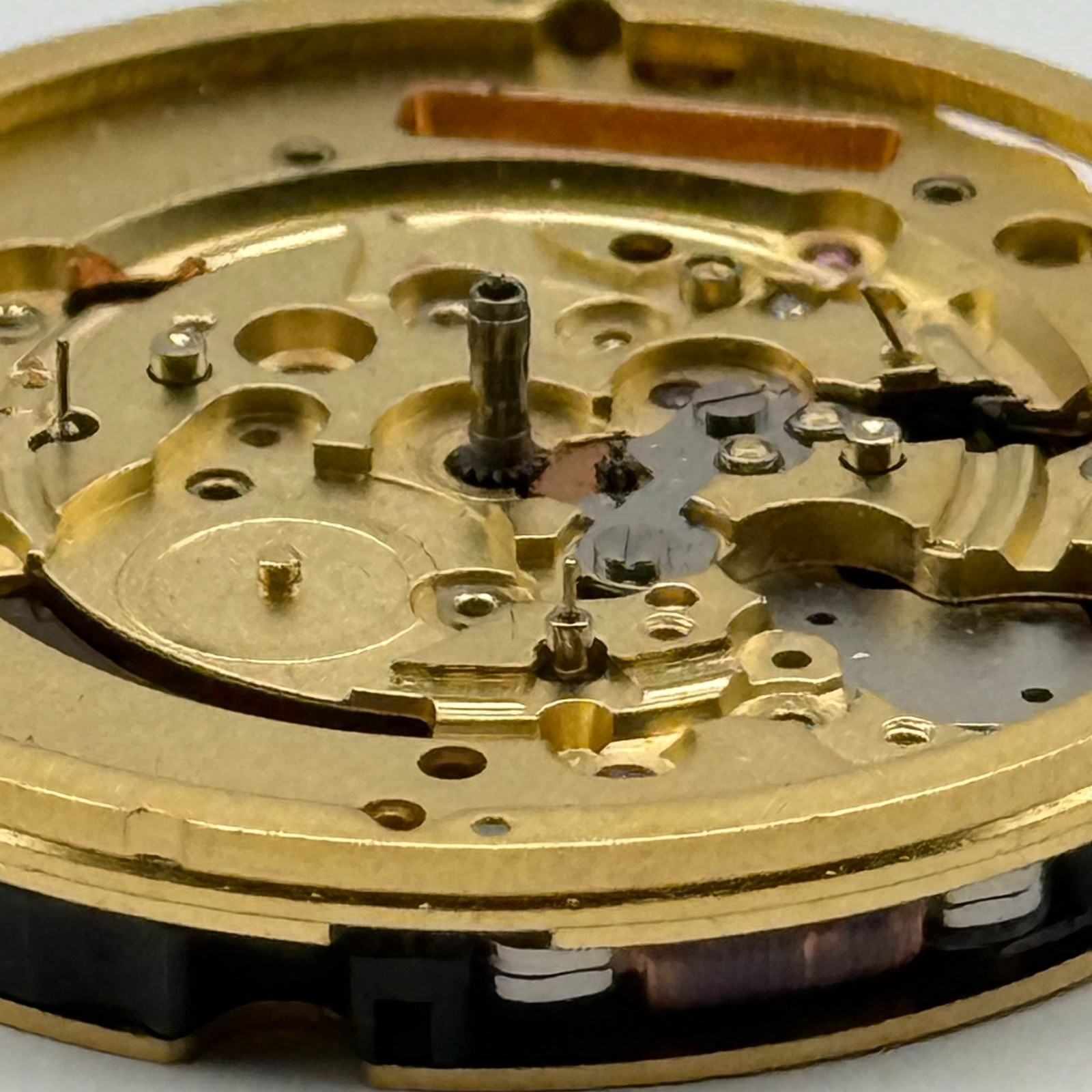 Ronda 5040.D Watch Movement Quartz Swiss R9 13 Jewels Vintage Parts 28.5mm