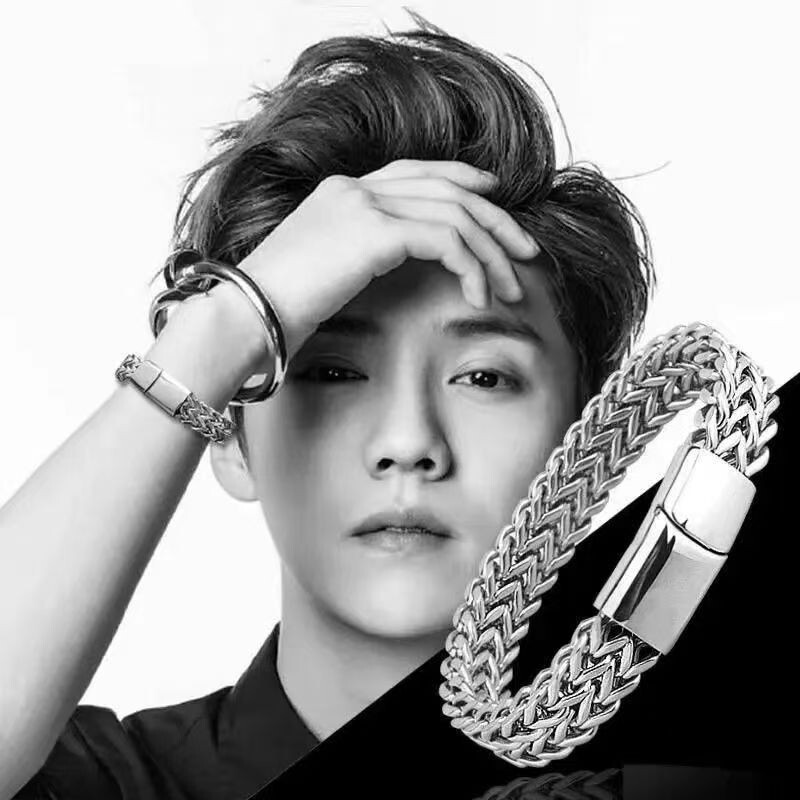 Fashionable Hip Hop Titanium Steel Bracelet Square Magnetic Buckle Bracelet
