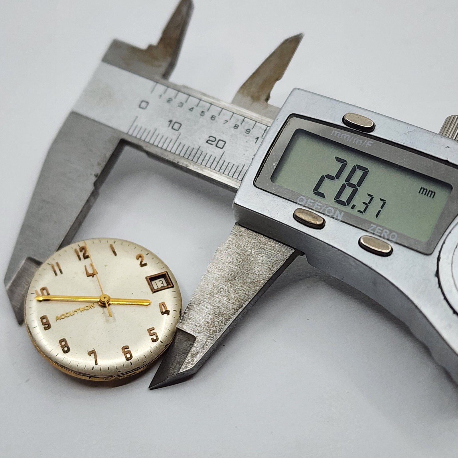 Bulova Accutron 2180 Tuning Fork Movement – PARTS/REPAIR