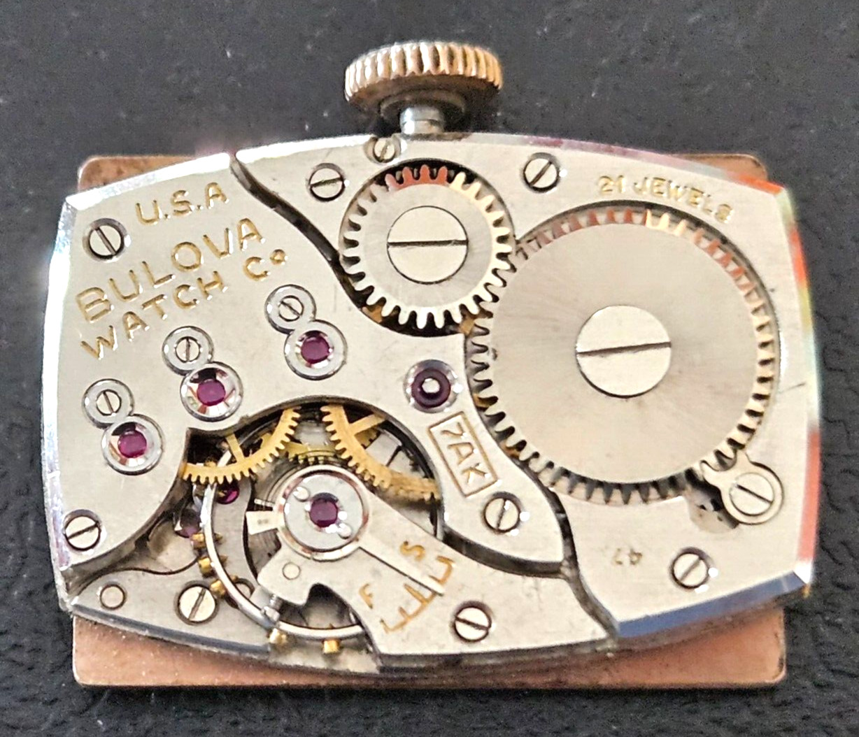BULOVA 7AK 21J USA WATCH MOVEMENT LOT.125