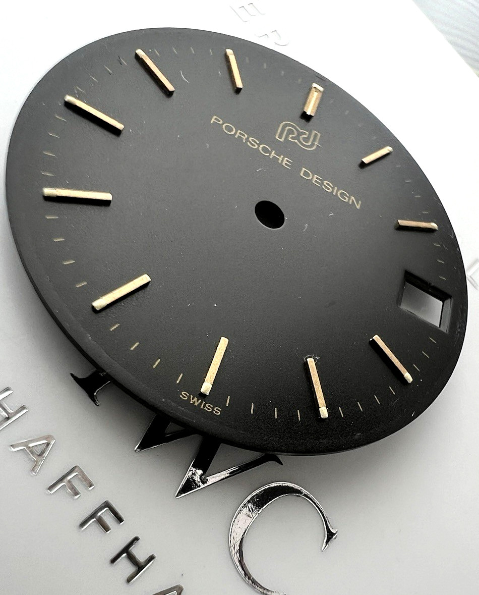 IWC/PORSCHE DESIGN BLACK DIAL W/DATE CLASSIC MIDSIZE NEW OLD STOCK Swiss Made