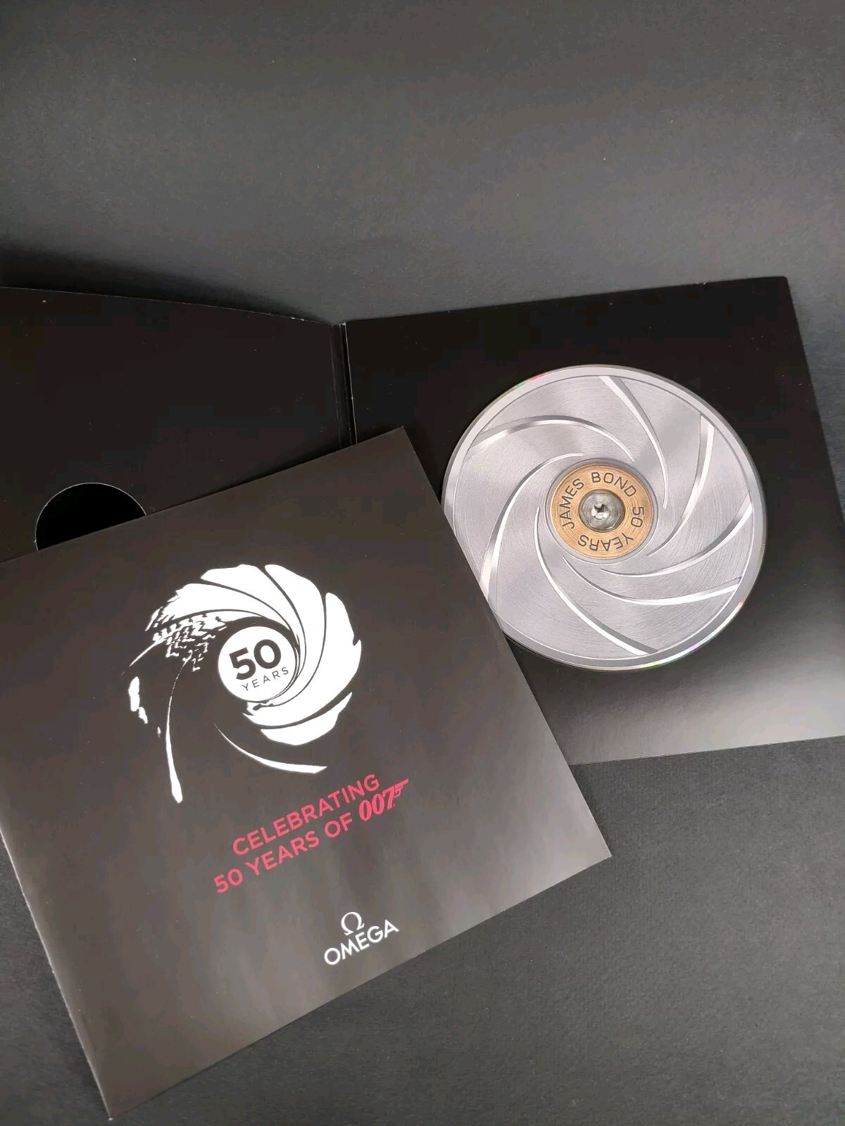 RARE Limited OMEGA WATCH CD Disc JAMES BOND 007 50 YEAR